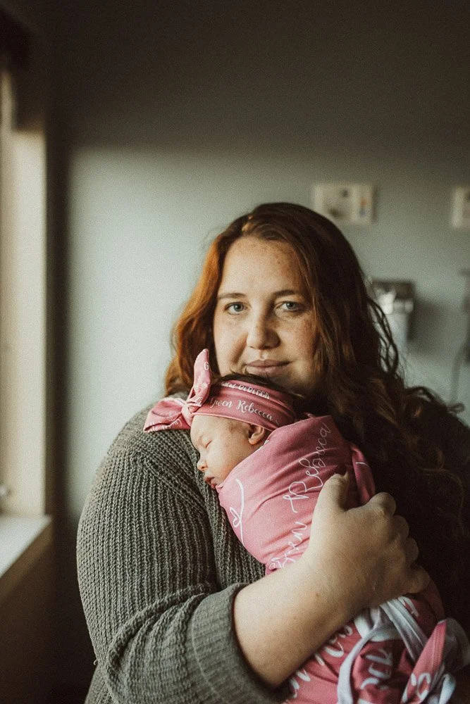 Cincinnati Newborn Photographer | Ohio Newborn Photography | Mercy Anderson Fresh 48 Session - Hospital Newborn Photography Session at Mercy Anderson Hospital in Cincinnati Ohio - Cook-16.jpg
