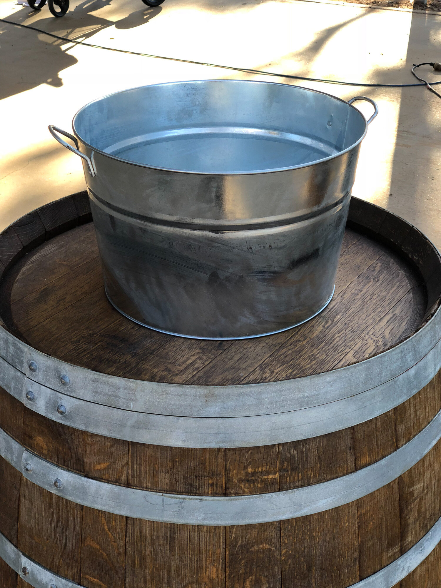 10L Sturdy Galvanised Tubs