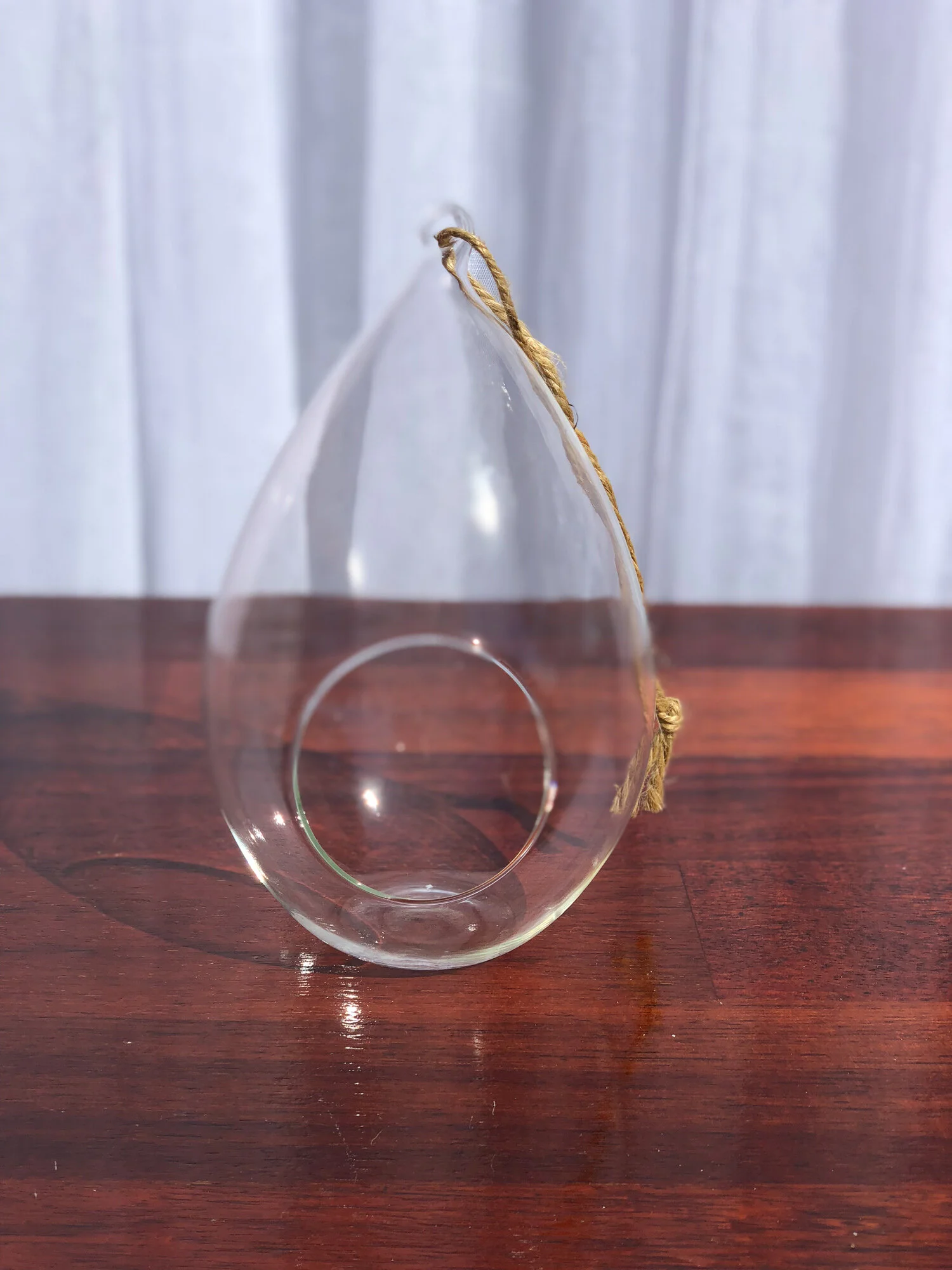 Hanging Teardrop Sphere