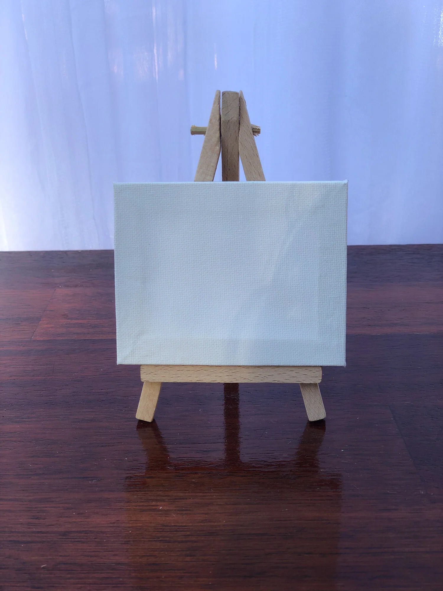 Mini table easel.jpg
