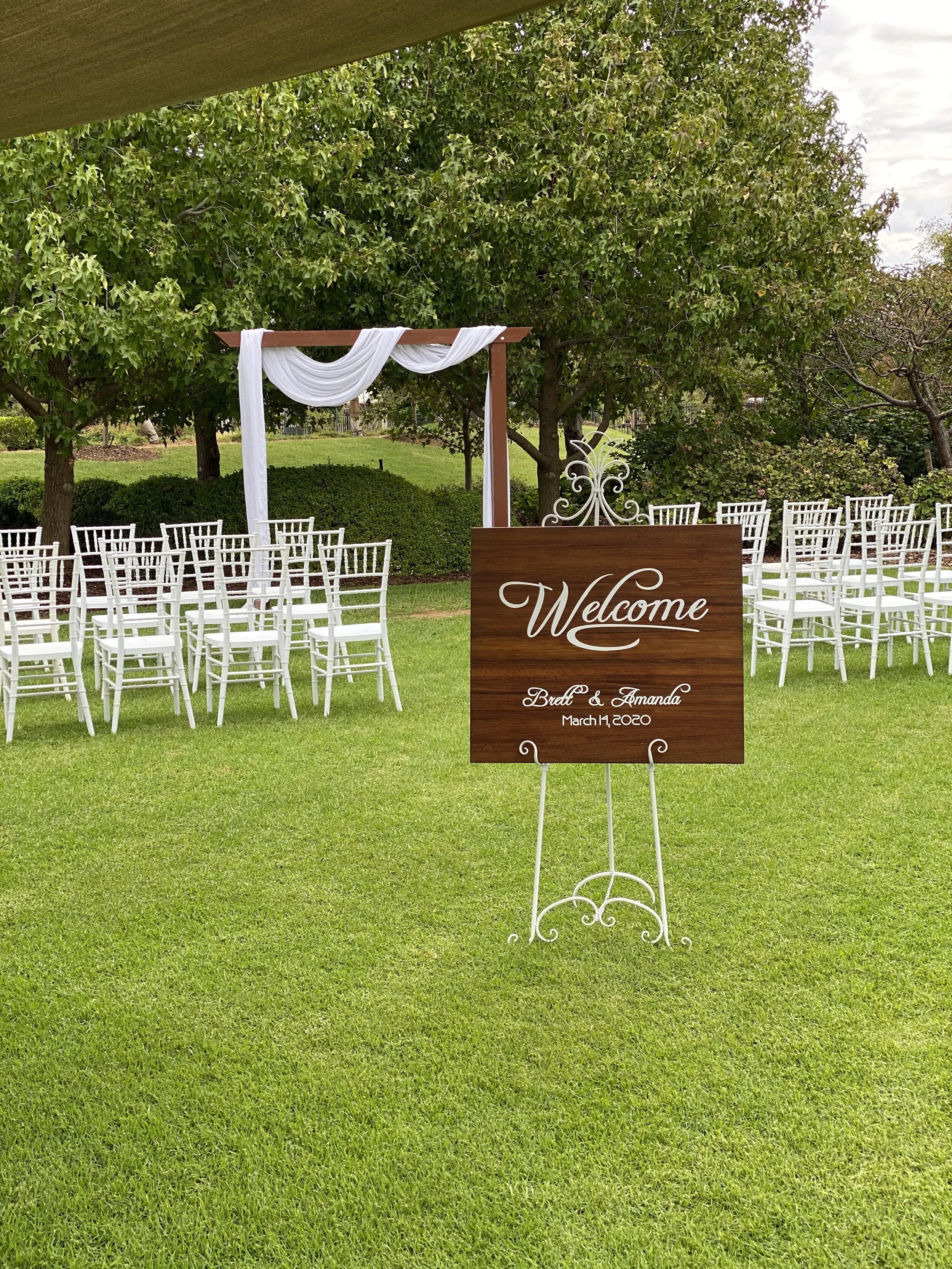 White chiffon material arch draping.jpeg