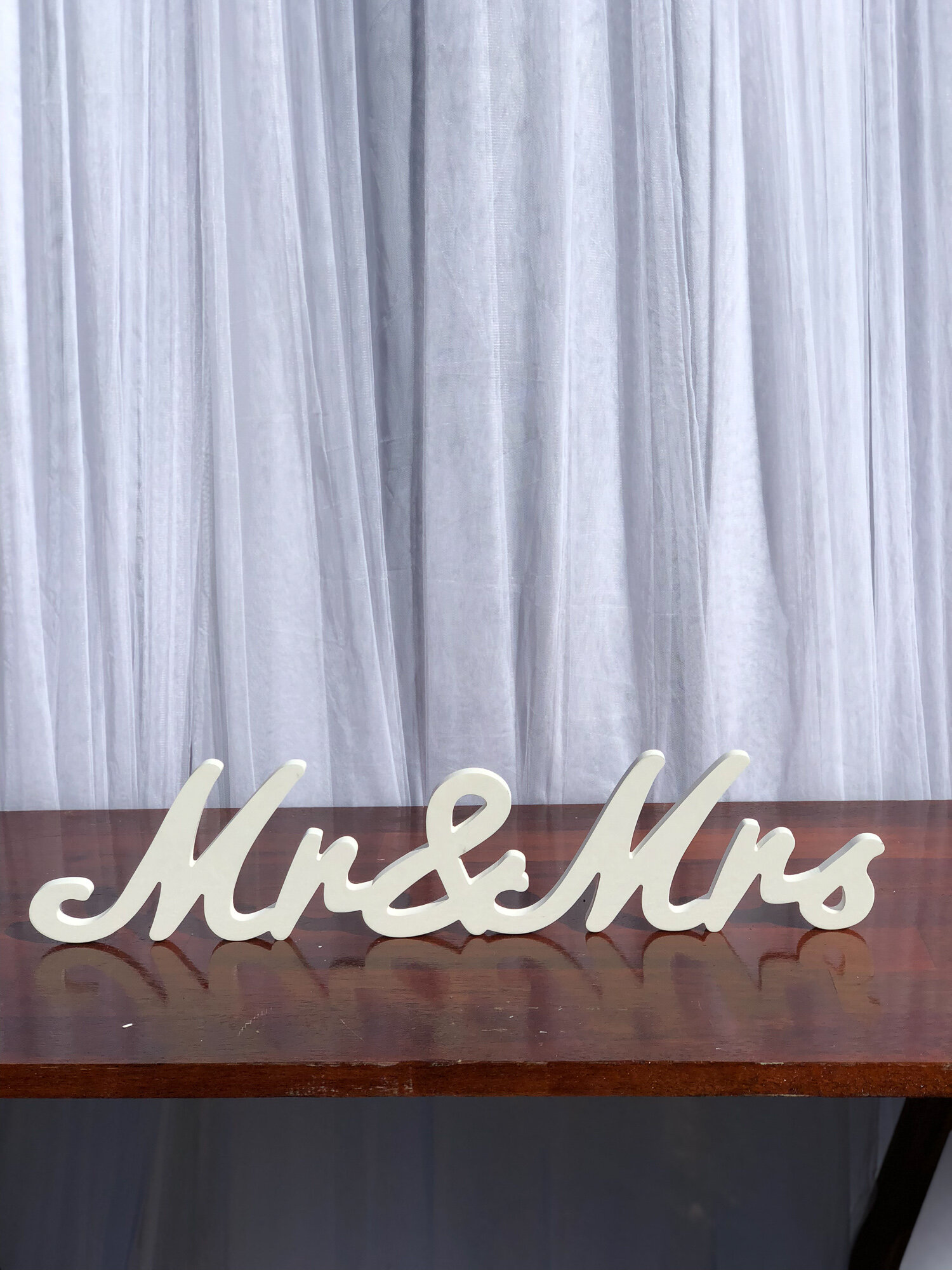 One Piece Cursive Mr and Mrs Sign