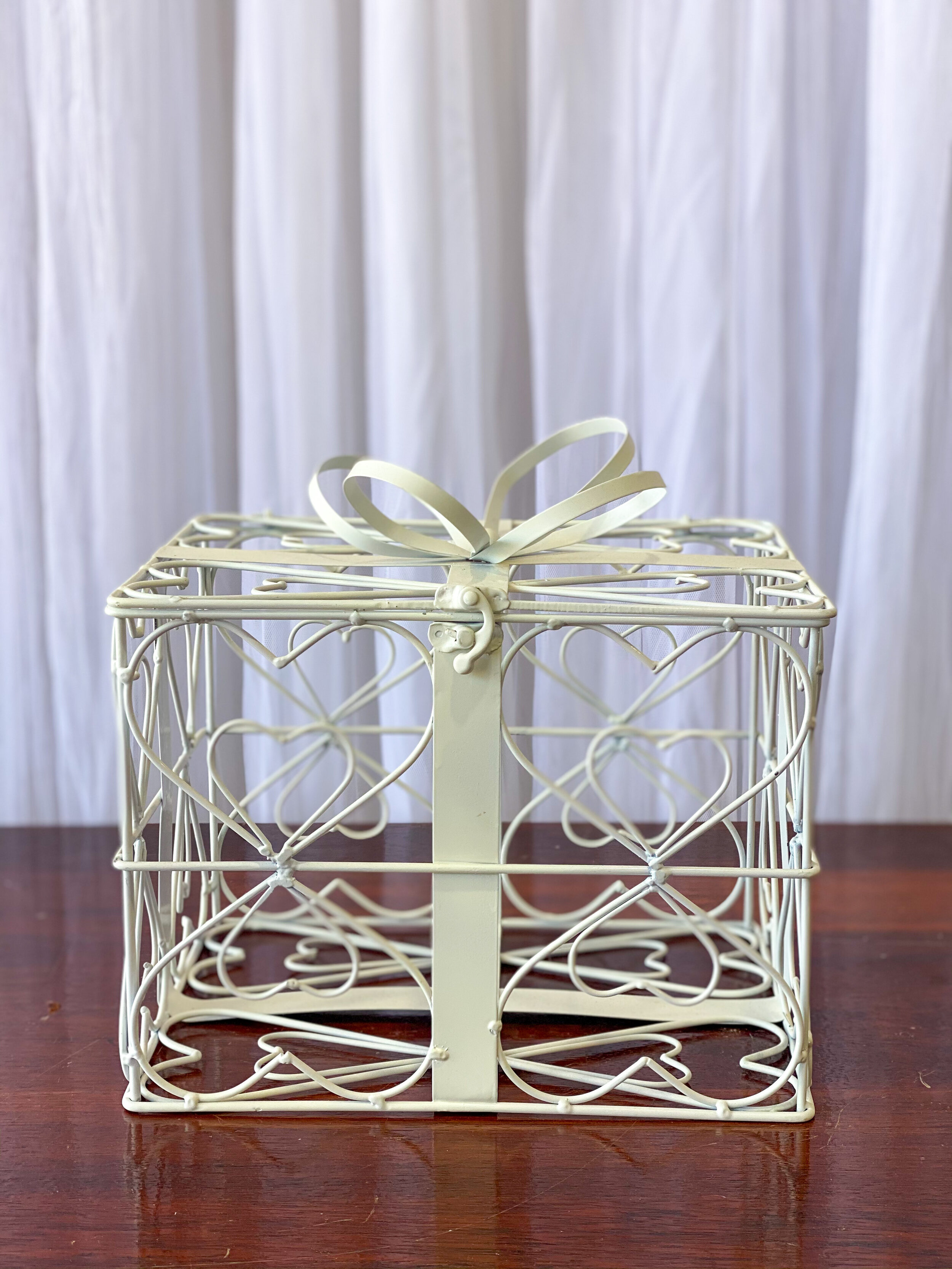 Metal Gift Box Wishing Well