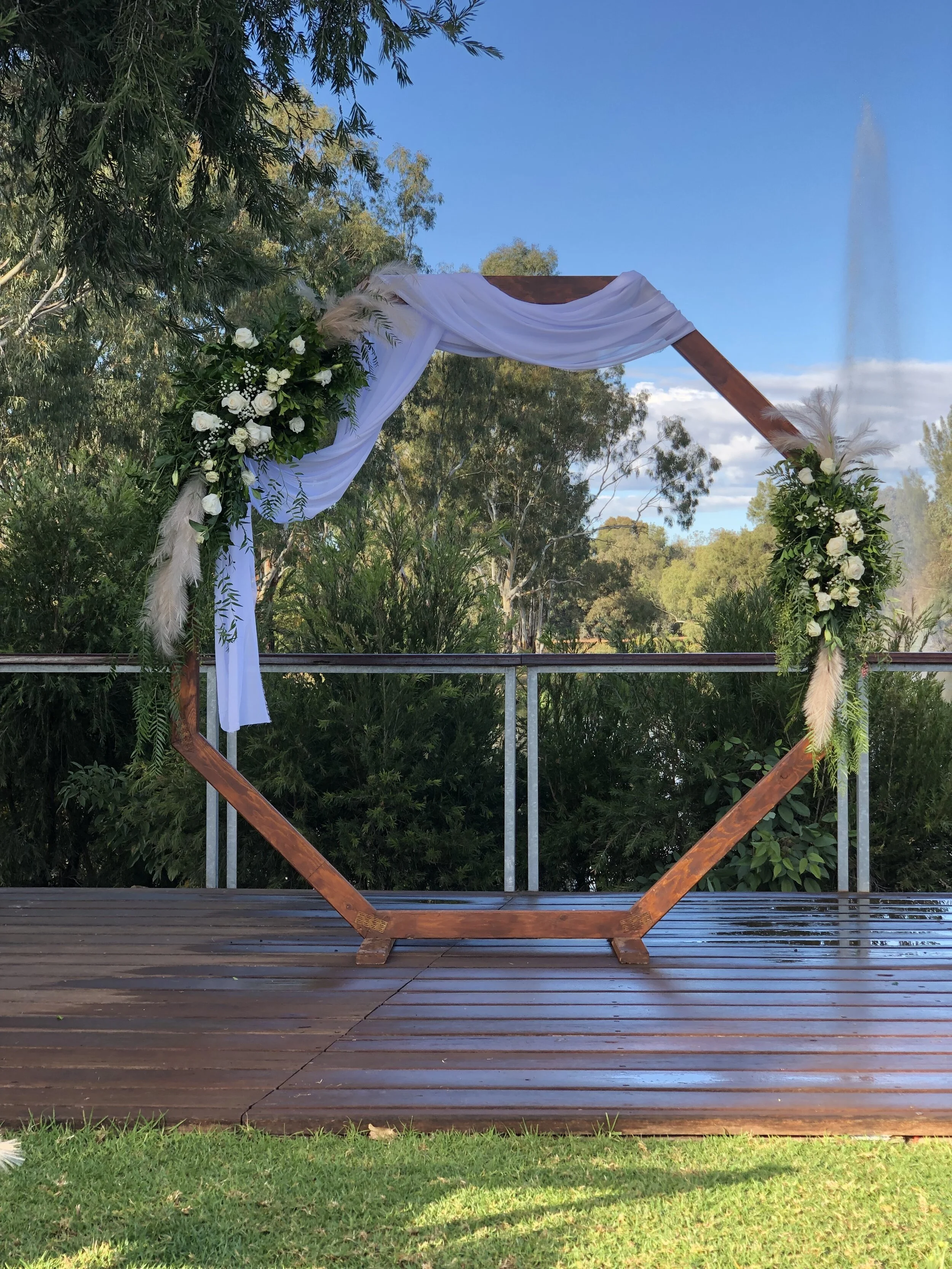 Timber hexagon arch