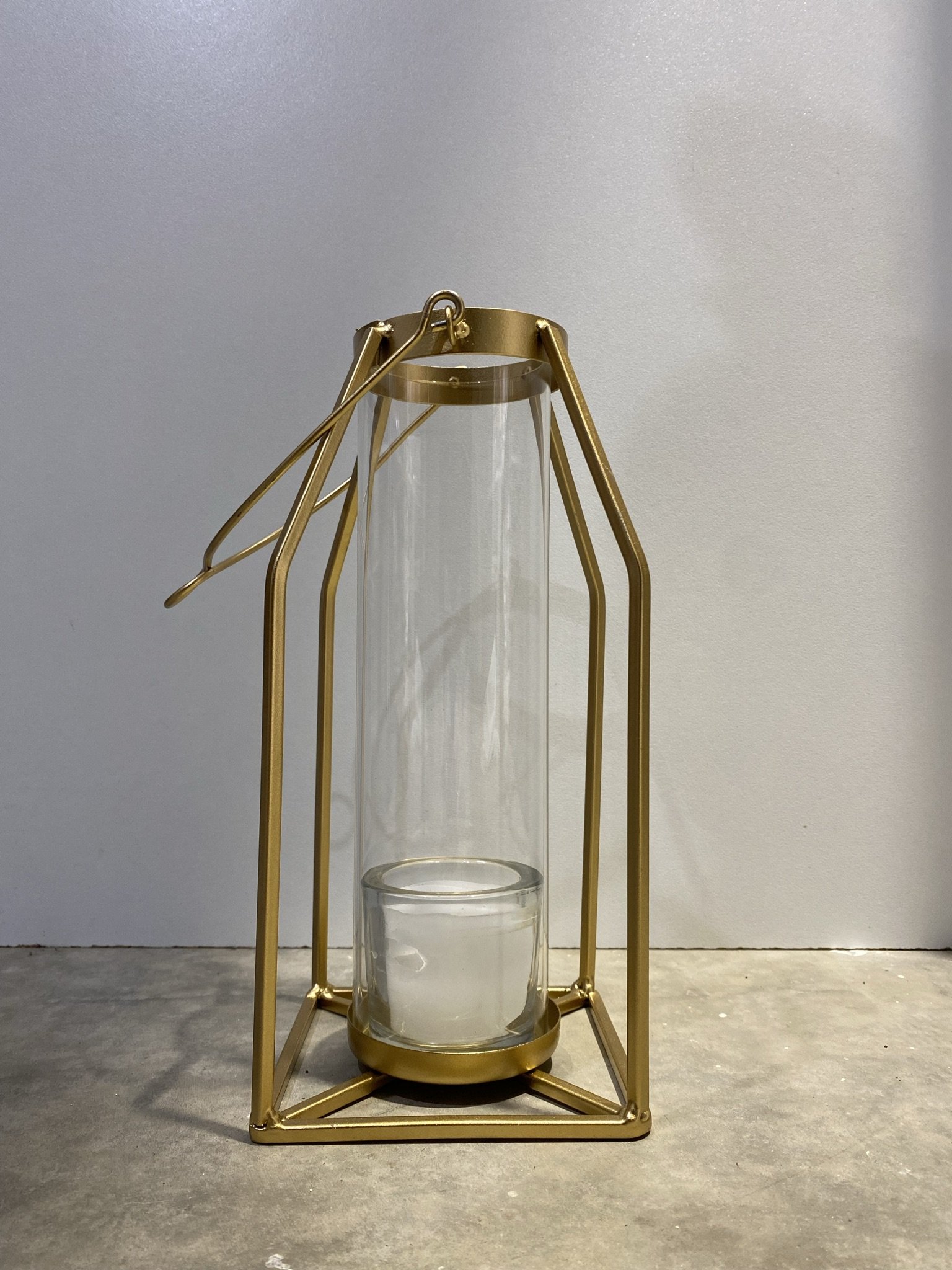 Gold Hanging Lanterns 