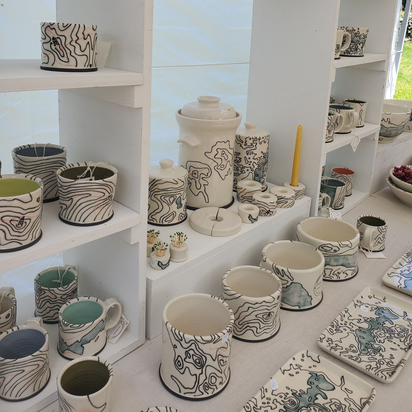 Cheyenne Mallo and Zac Schiff of Cheyenne Mallo Pottery are back for the Spring Craft Crawl at the Maple Street stop in Croton! Their functional pottery is intended for everyday use and features map imagery of mountains, hiking trails, lakes and rive