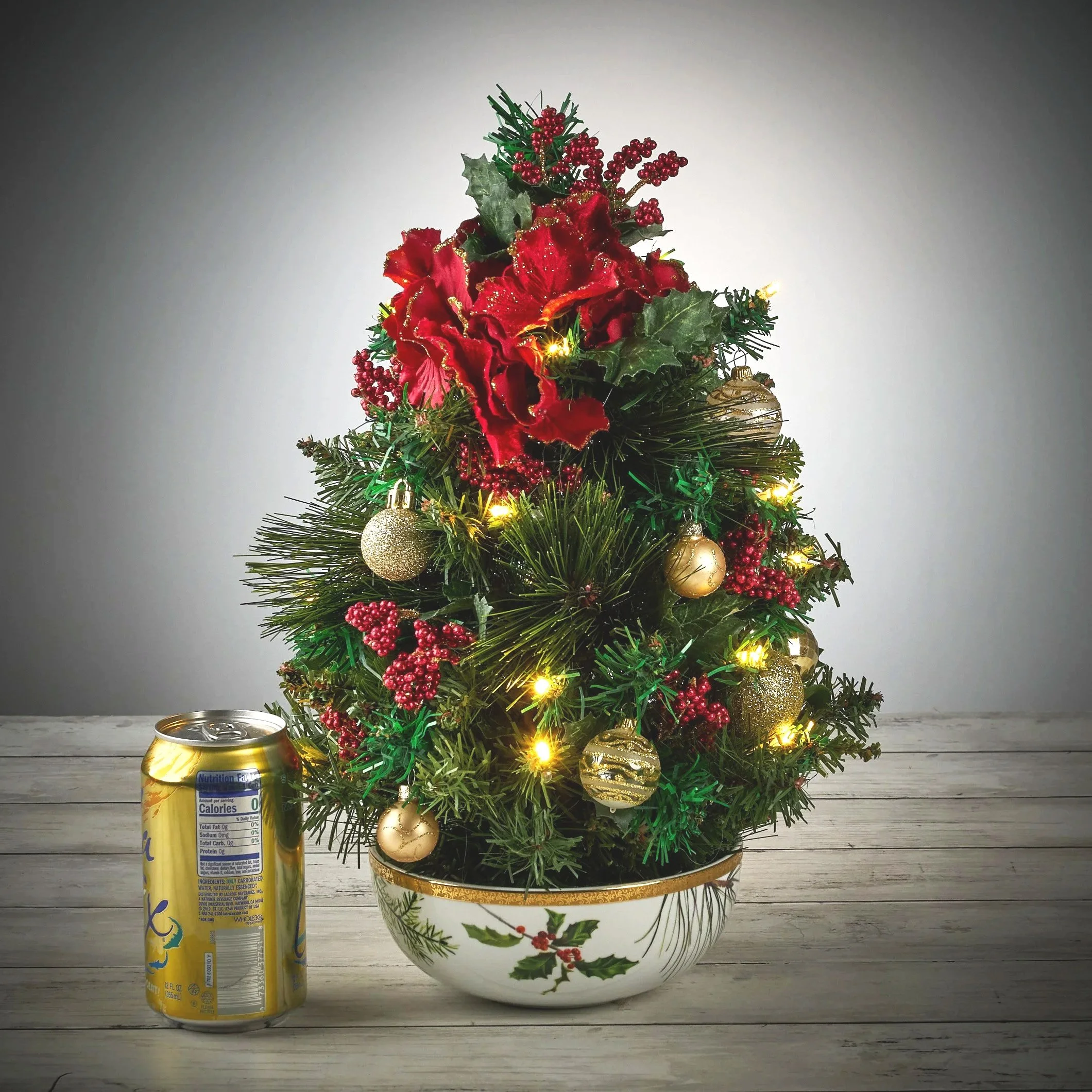 red+poinsettia+bowl0792.jpg