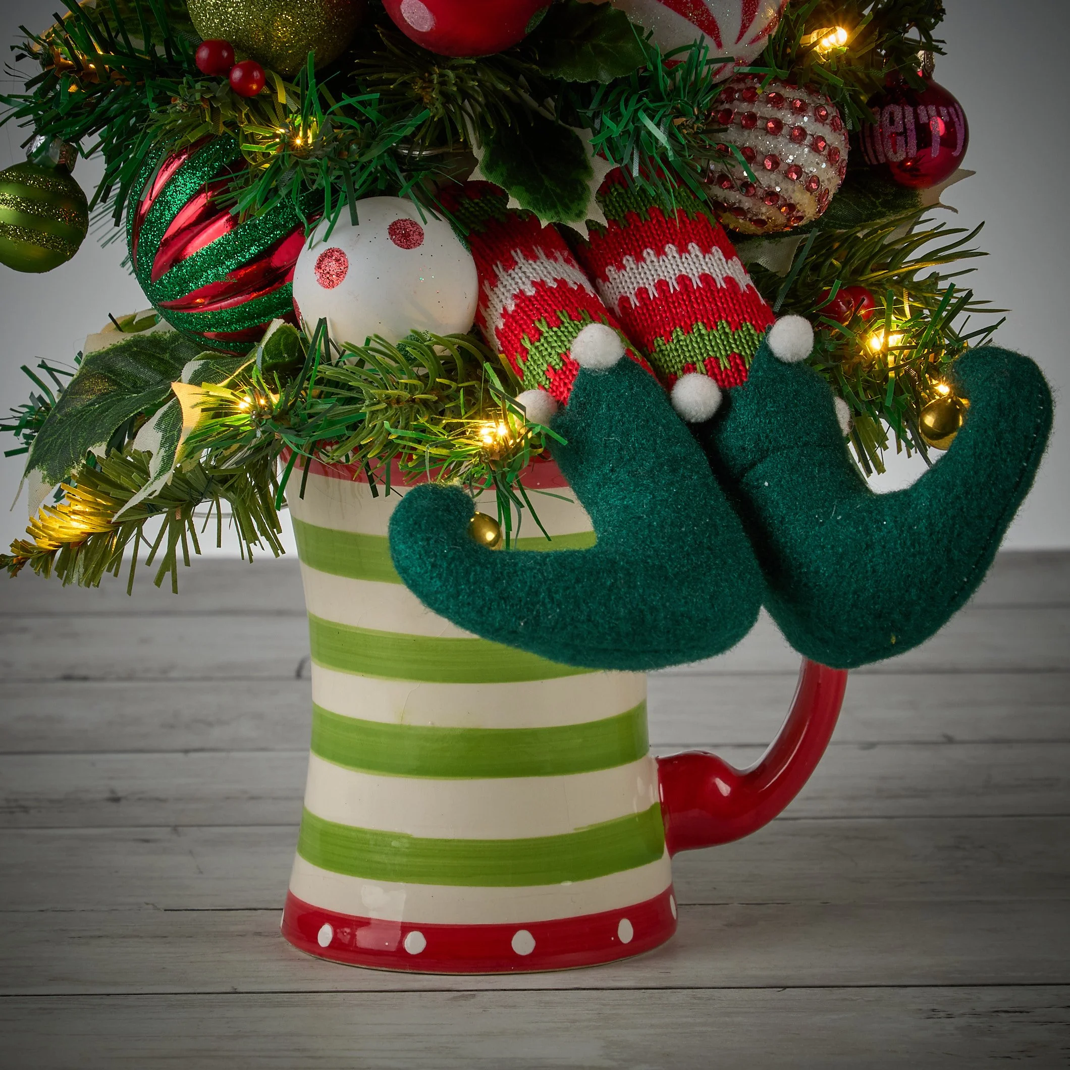 jingle elf0833.jpg