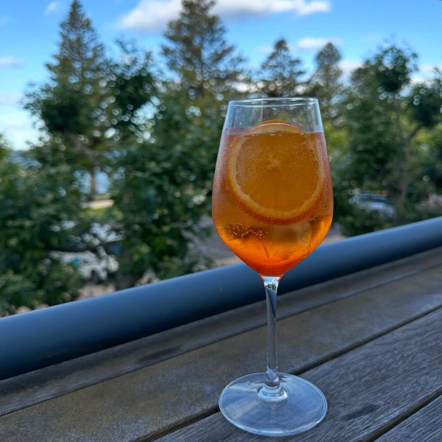 The Rebel is re-opening from tomorrow at 5pm with all NEW burgers, sides, cocktails, mocktails &amp; cocktail jugs 🍔🍹 we&rsquo;ll be open Thurs-Sat 5pm-late every week! 

To make a booking head over to our website which is linked in our bio ⚡️

#bu