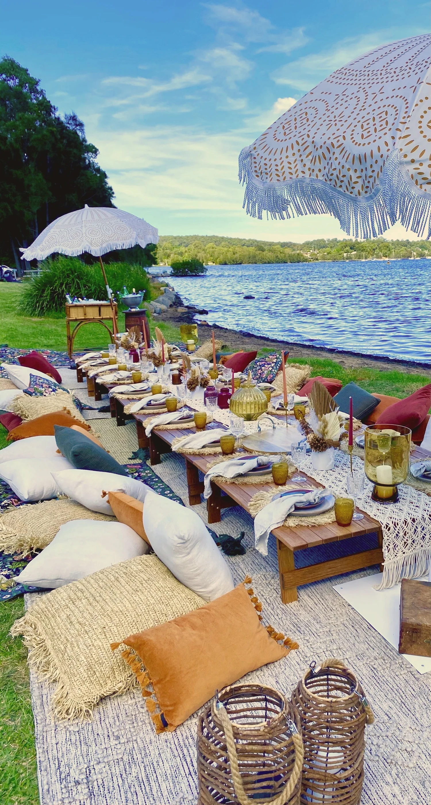 Luxury picnics in Lake Macquarie, the Hunter Valley, and Newcastle