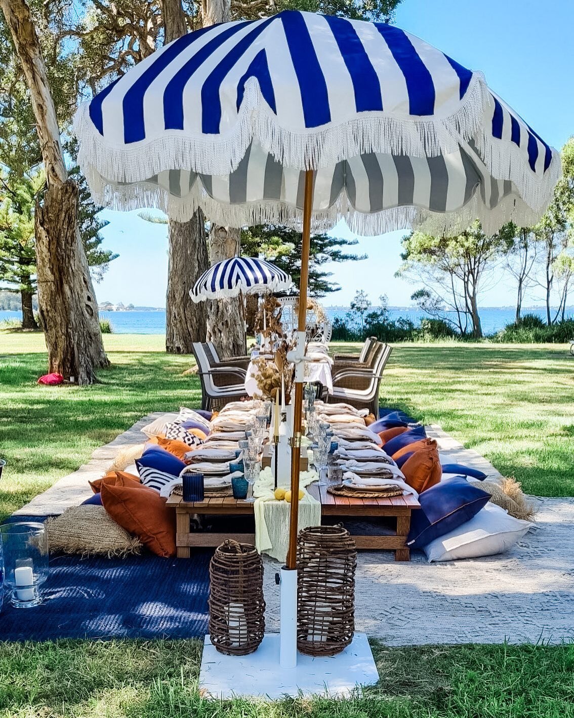 It&rsquo;s been another week of beautiful events, including this #AmalfiAzure luxury picnic for a lovely lady&rsquo;s 80th birthday. Bellissima! 🍋🍋🍋

Enquiries: hello@luxelakeside.com.au 

LL x

🏷️
#luxurypicnic #luxurypicnics #luxurypicnicservic