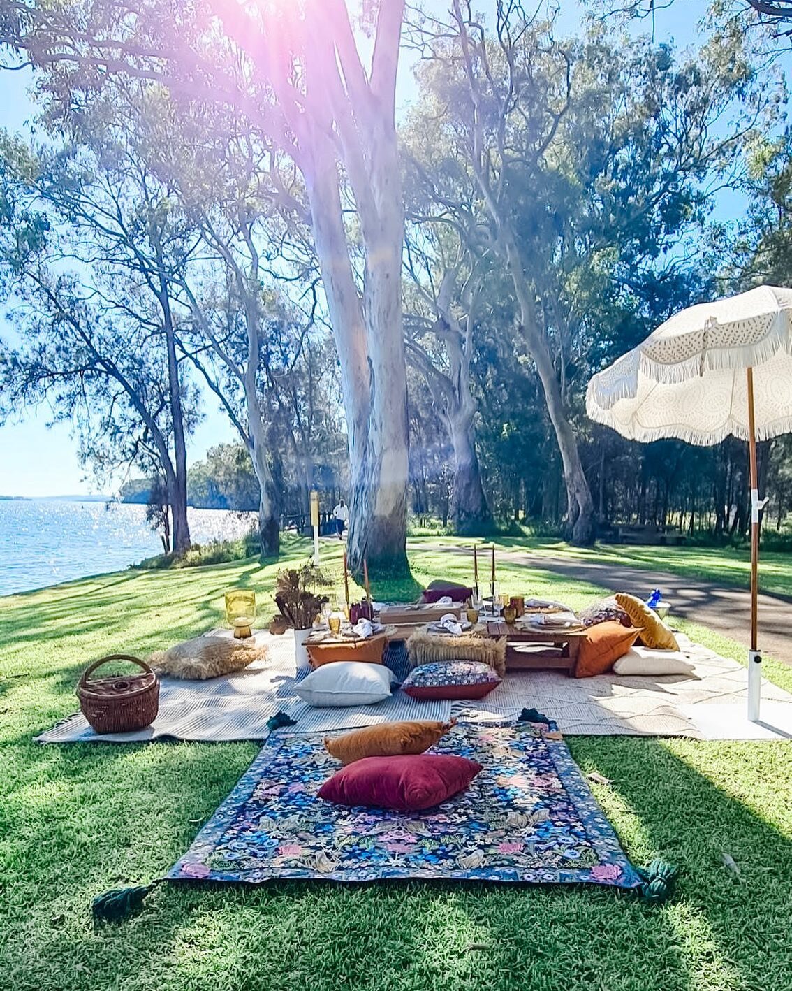 Ooh, heaven is a place on earth. 🌿🧺 #LaBoheme

Looking for a special way to celebrate or get together with your favourite people? 

Enquiries: hello@luxelakeside.com

🏷️

#luxurypicnic #picnicsetup #picnicstyling #bohopicnic #lakemacquarie