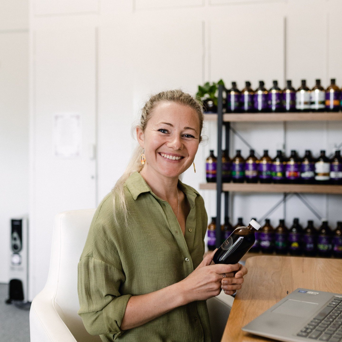 Hi!
I live a small part of the world so I often assume that people know what I 'do' and what &quot;Yin and Tonic&quot; means to me.... 
Recently, I was gently reminded to introduce myself and voice what I want to share with the world. I always find i