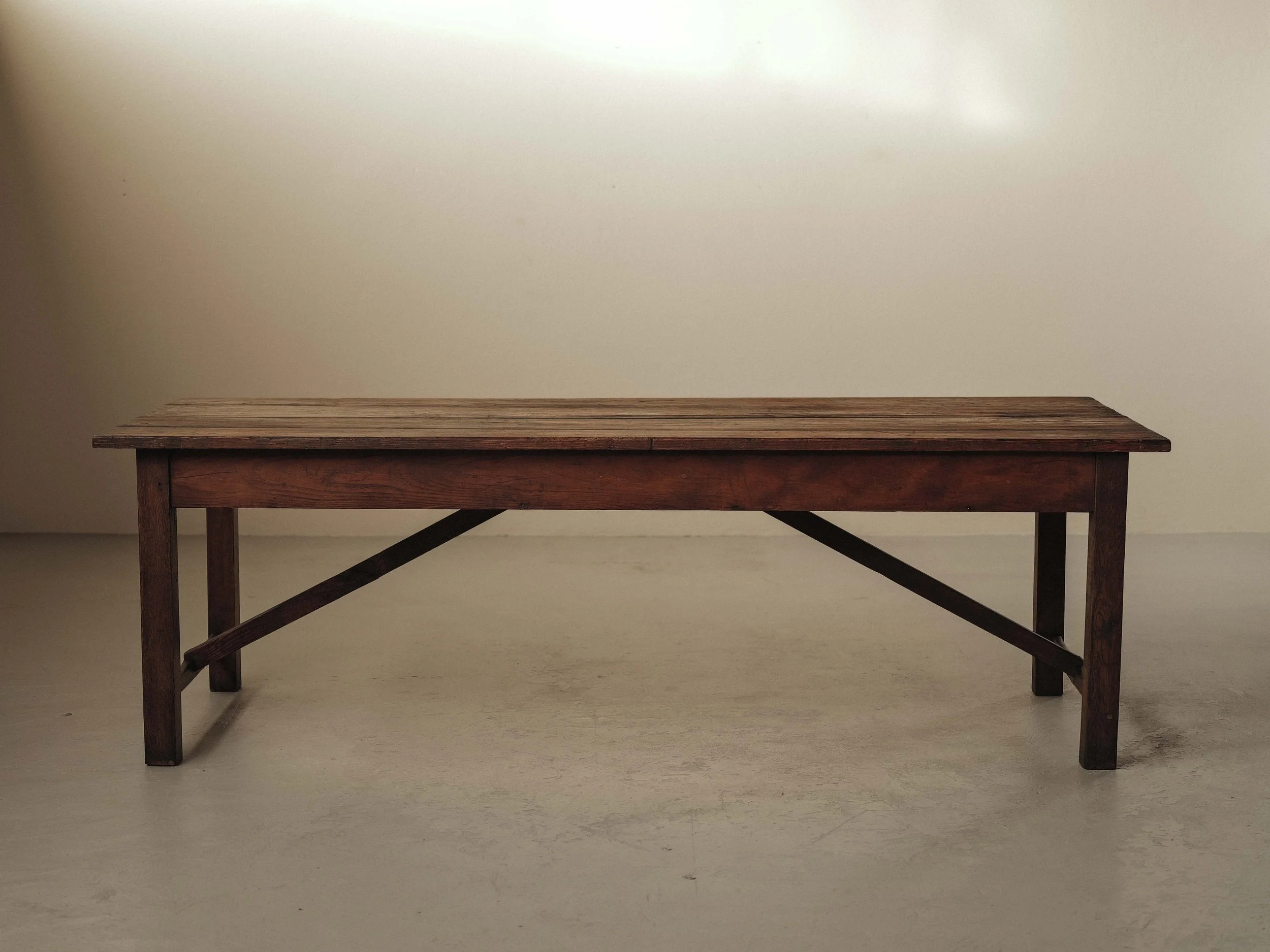 20251126T1-table de ferme-bois-massif-auvergne-vers-1900-10.jpg