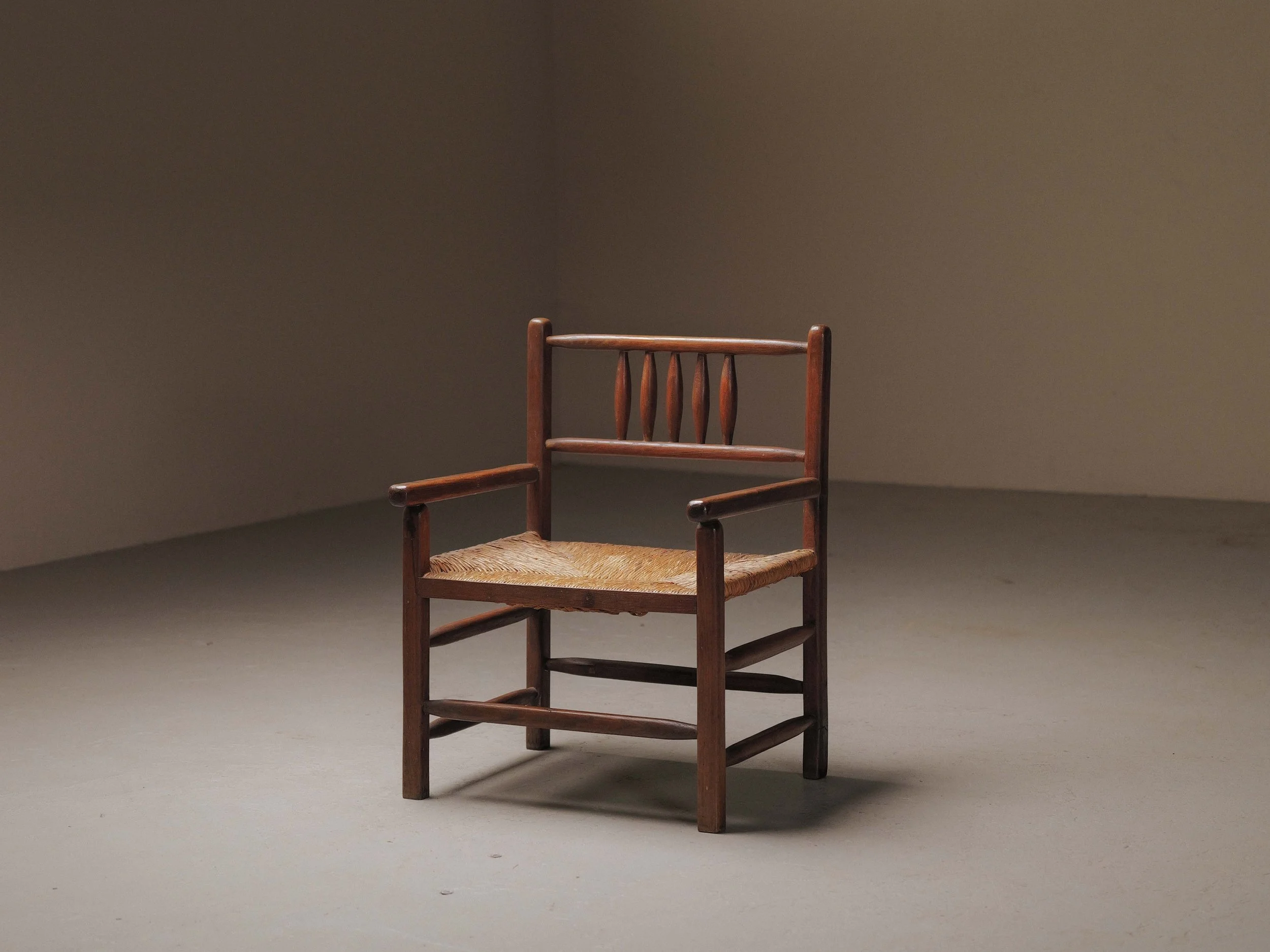 20260421A2-Fauteuil-bois-massif-paille-Vers-1950-2.jpg