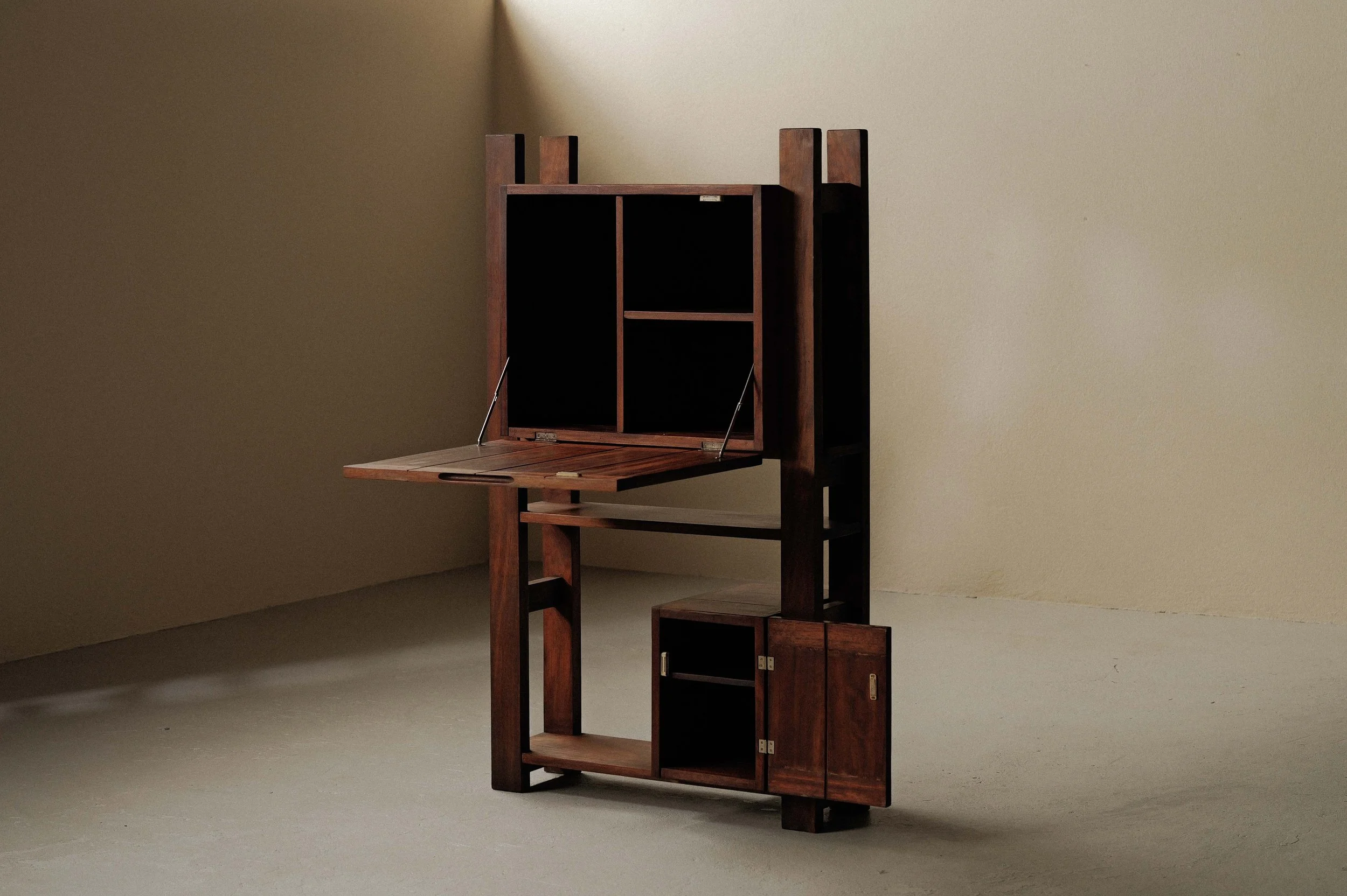 20250310M-secretaire-travail-d-architecte-bois-massif-circa-1980-15.jpg