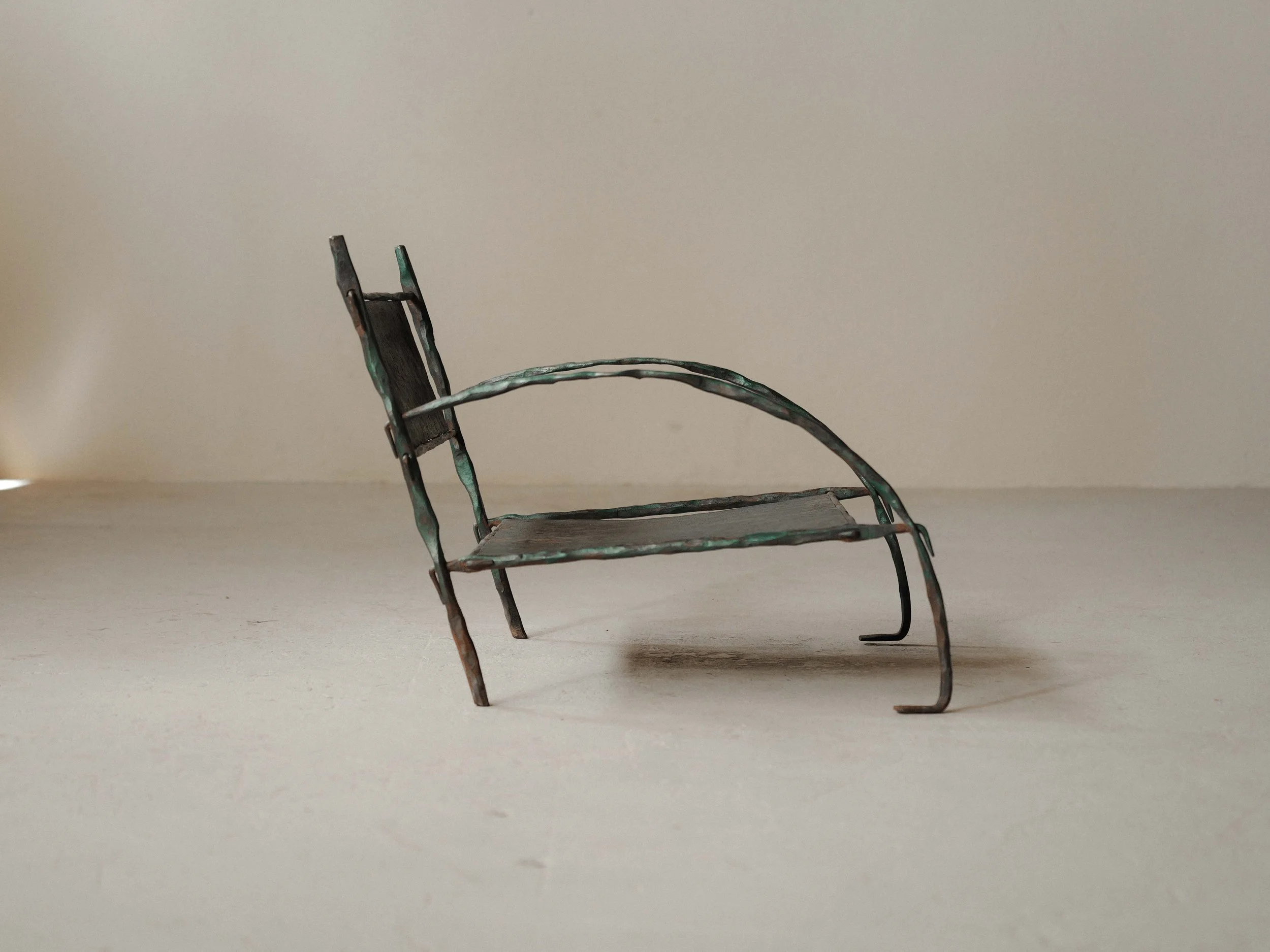 20260612A-fauteuil-en-fer-forge-travail-artisanal-Vers-1960-1970-12.jpg