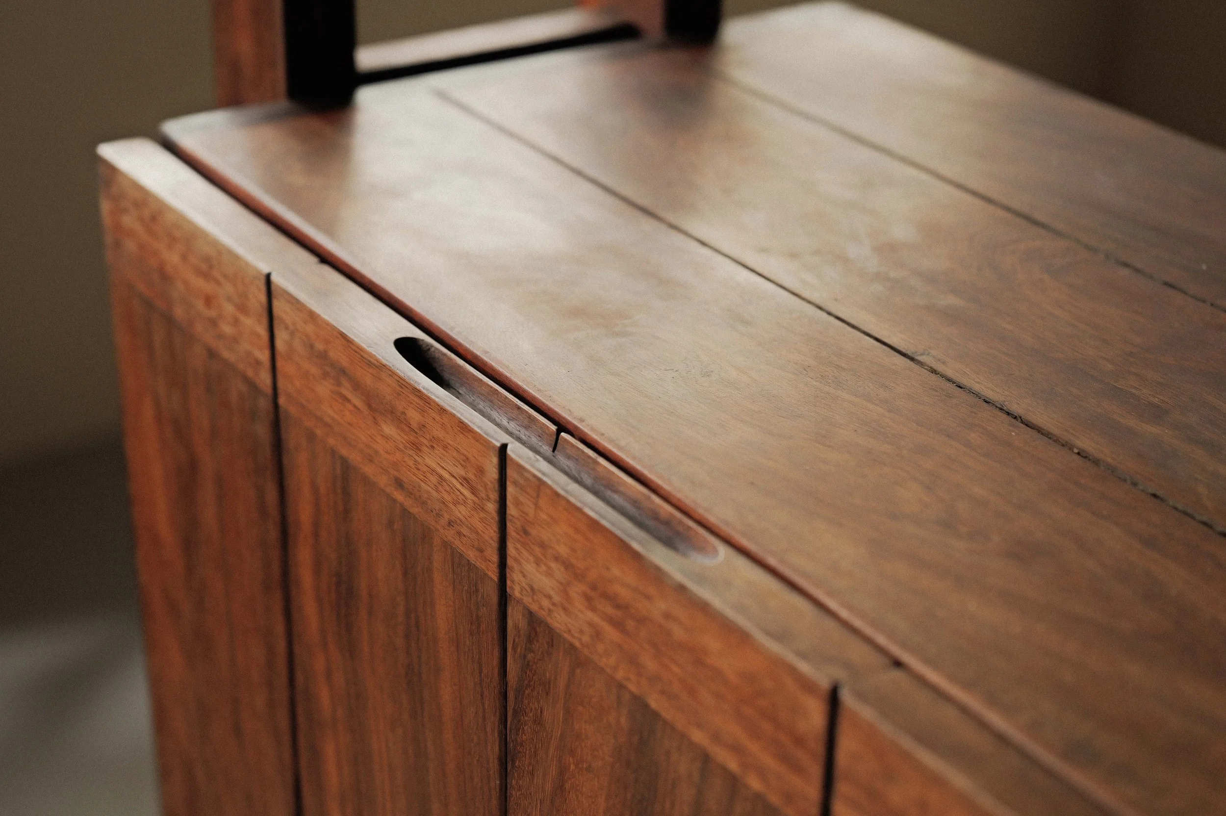 20250310M-secretaire-travail-d-architecte-bois-massif-circa-1980-20.jpg