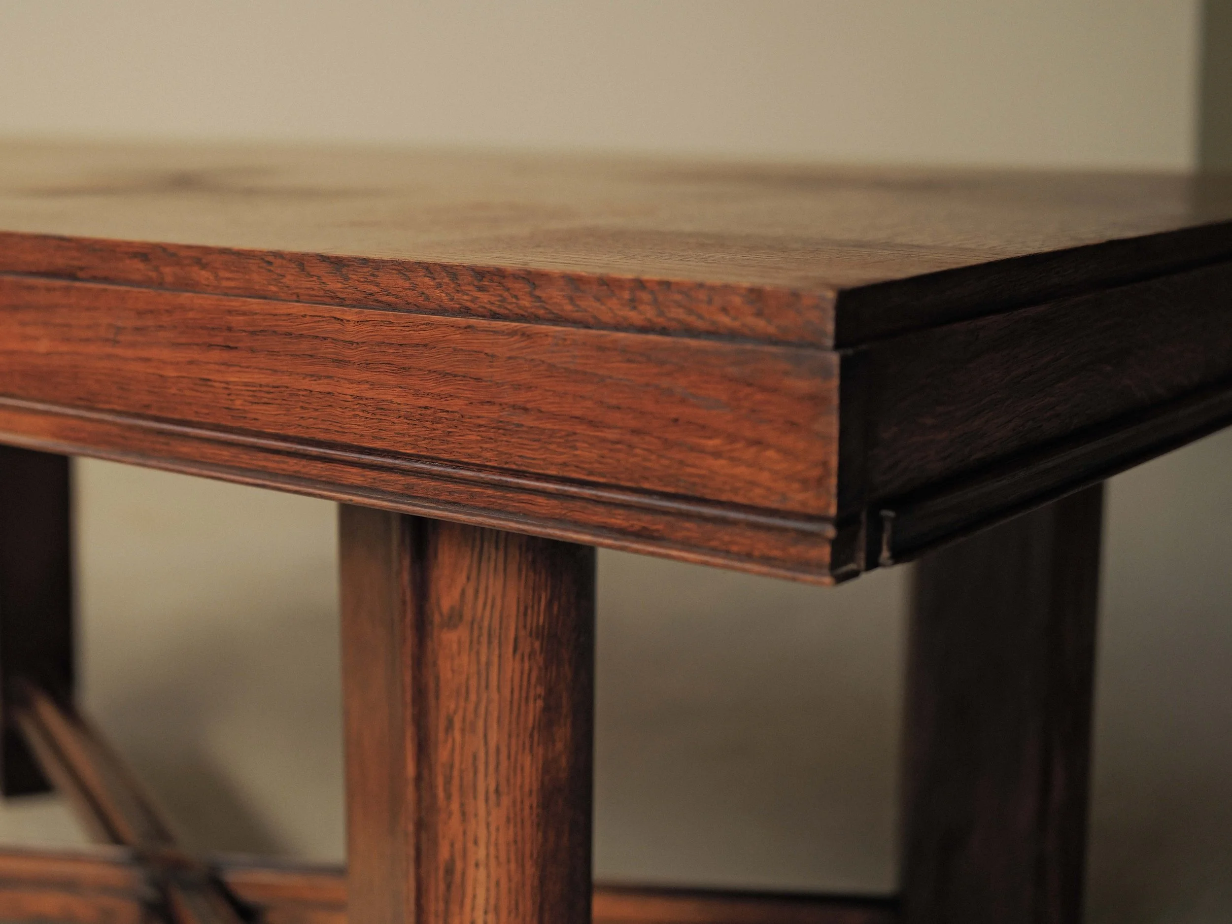 20260413T2-table-de-style-art-deco-en-chêne-France-circa-1940-12.jpg