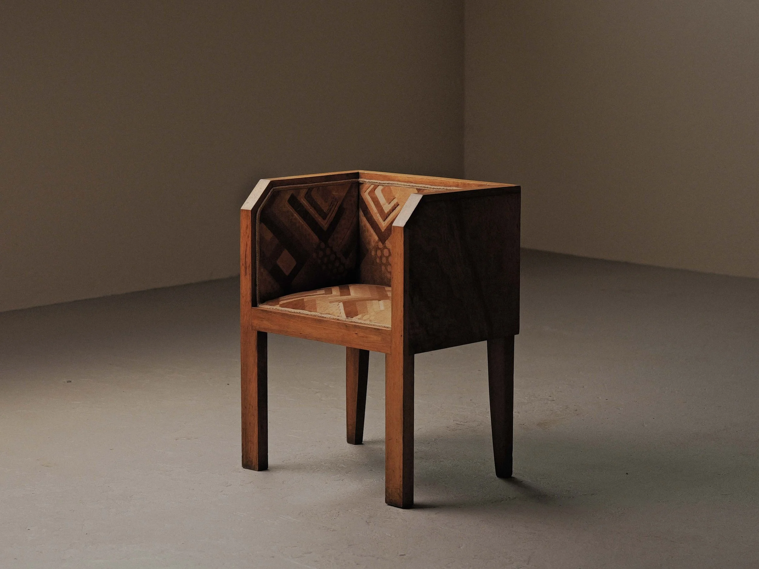 20260306A-fauteuil-moderniste-art-deco-travail-francais-1930-2.jpg