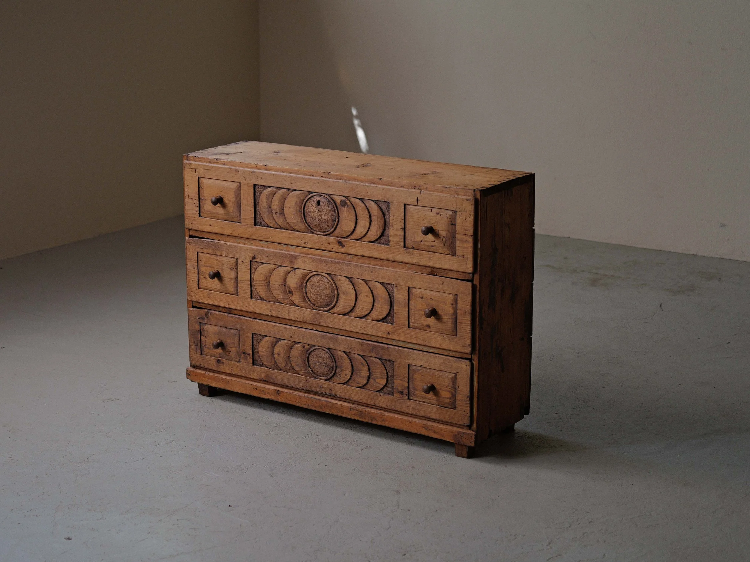 20260623M1-Commode-Pin-Massif-Alsace-ou-baviere-19eme-siecle-3.jpg