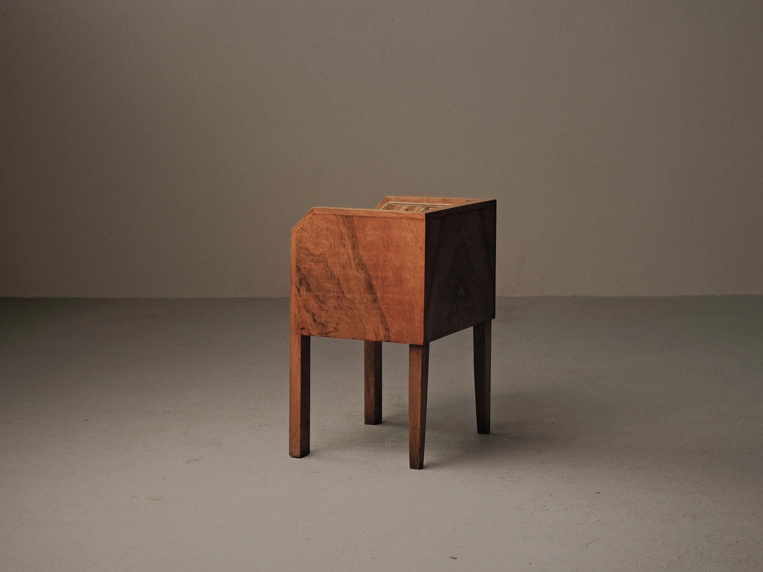 20260306A-fauteuil-moderniste-art-deco-travail-francais-1930-15.jpg