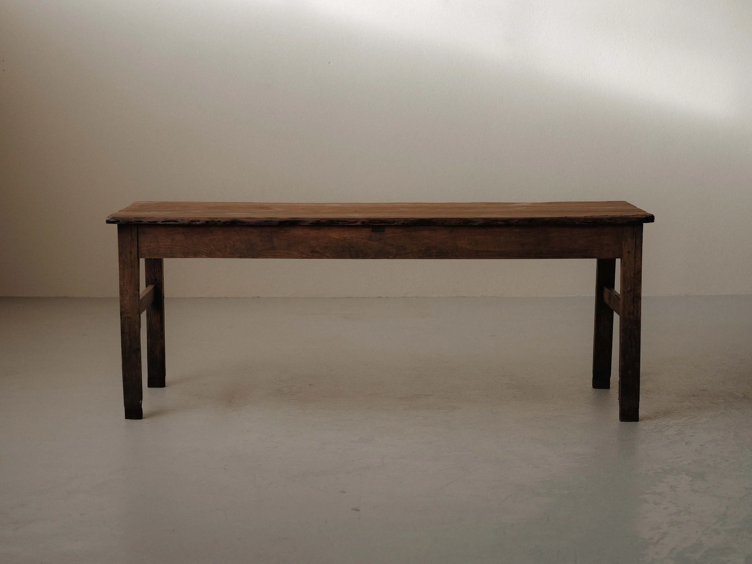 20251126T2-table-de-ferme-bois-massif-auvergne-1900-4.jpg