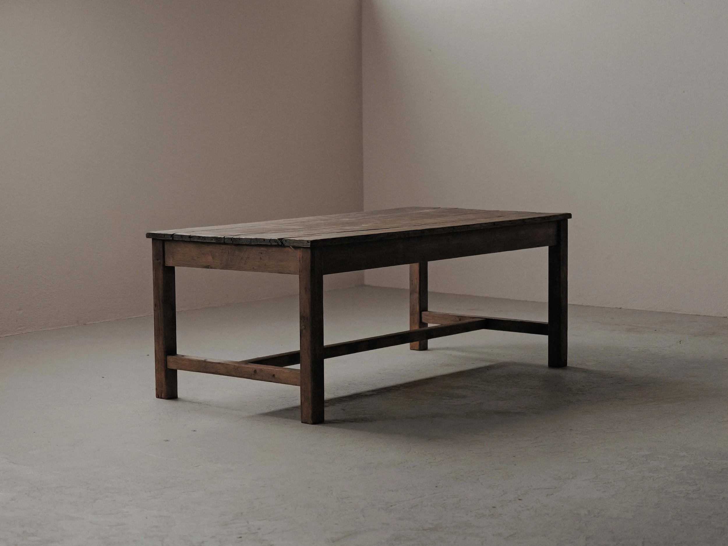 20260917T3-Table-de-ferme-en-pin-massif-travail-artisanal-debut-XXeme-siecle-9.jpg