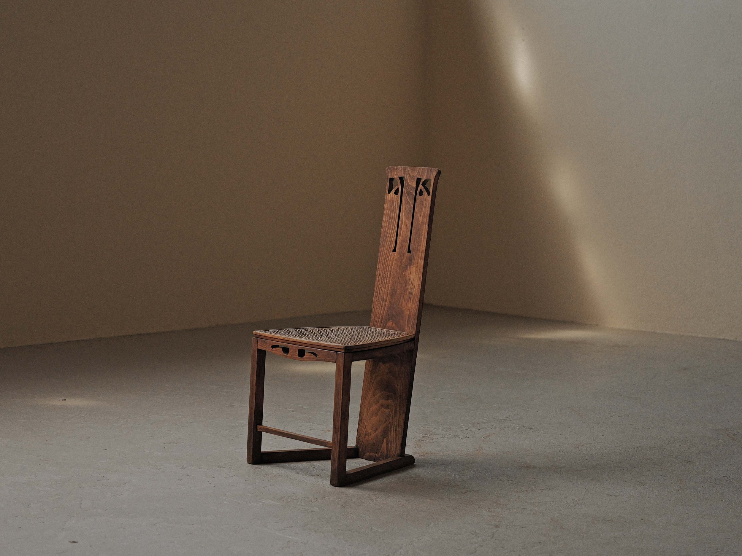 🔴 Chaise d'appoint à décor géométrique, vers 1900-1925