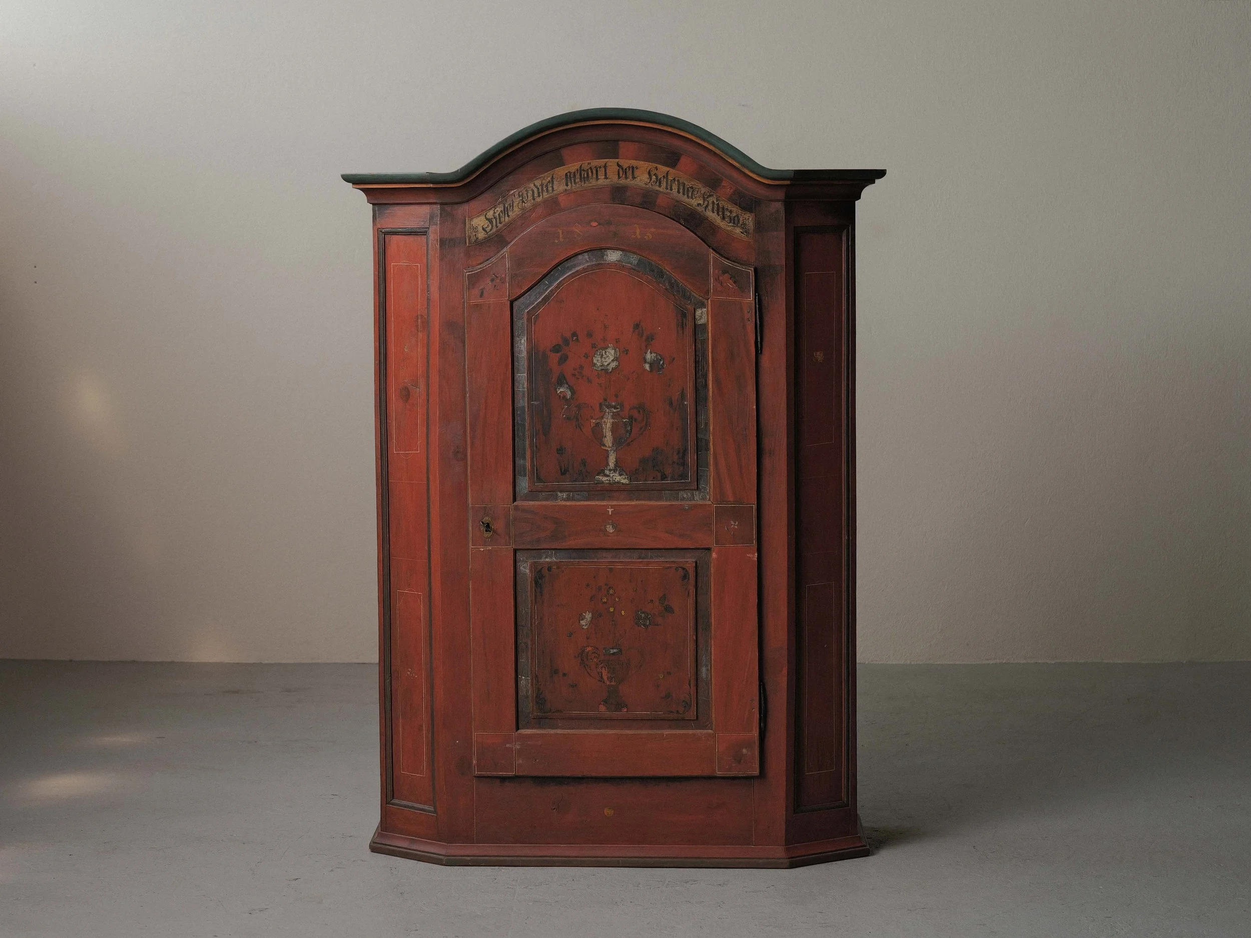 Armoire bavaroise peinte en pin massif, XIXe siècle
