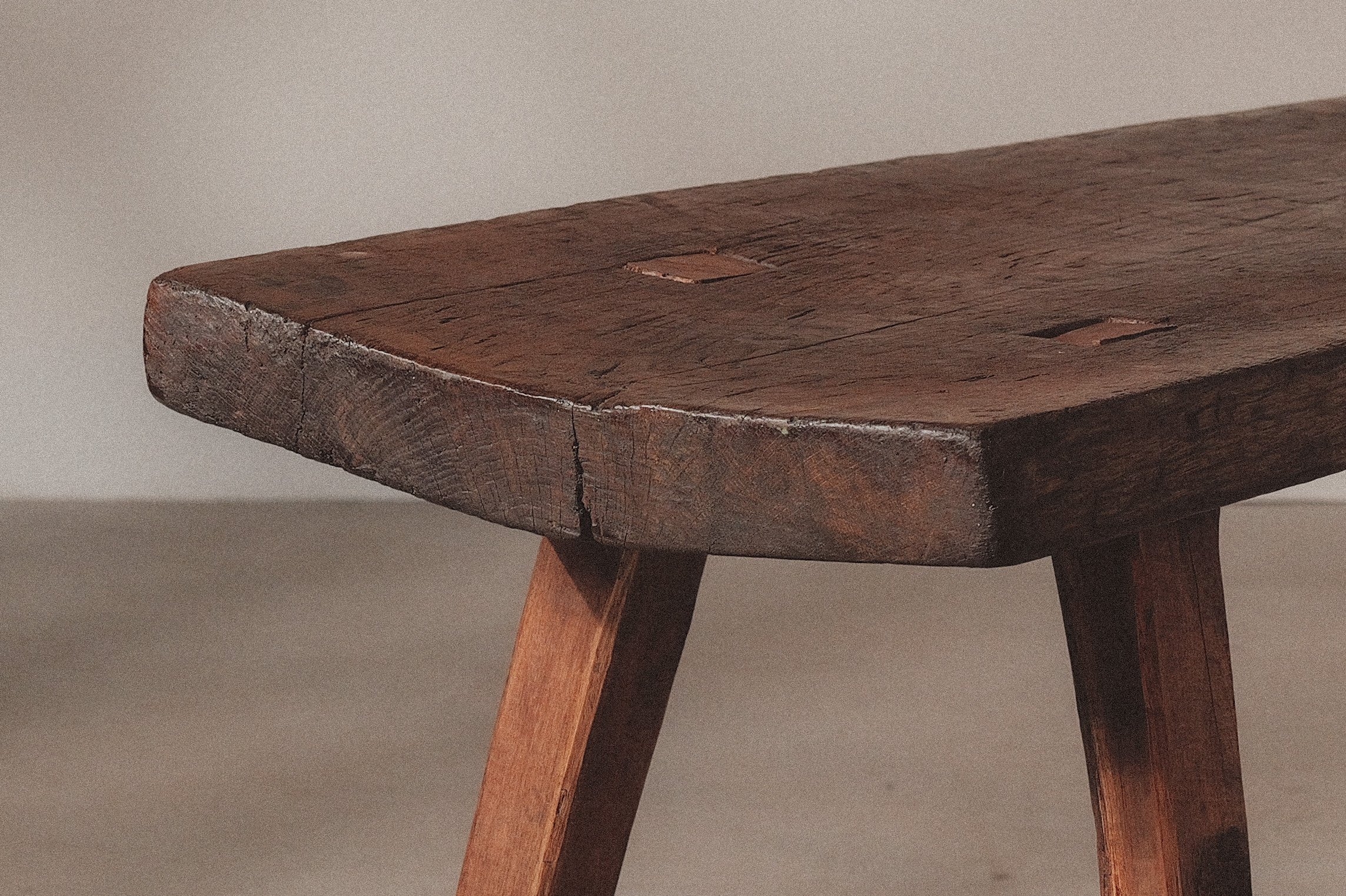 20241119T-TABLE-ALPAGE-ART-POPULAIRE-1900-VALLEE-D-AOSTE-5.jpg