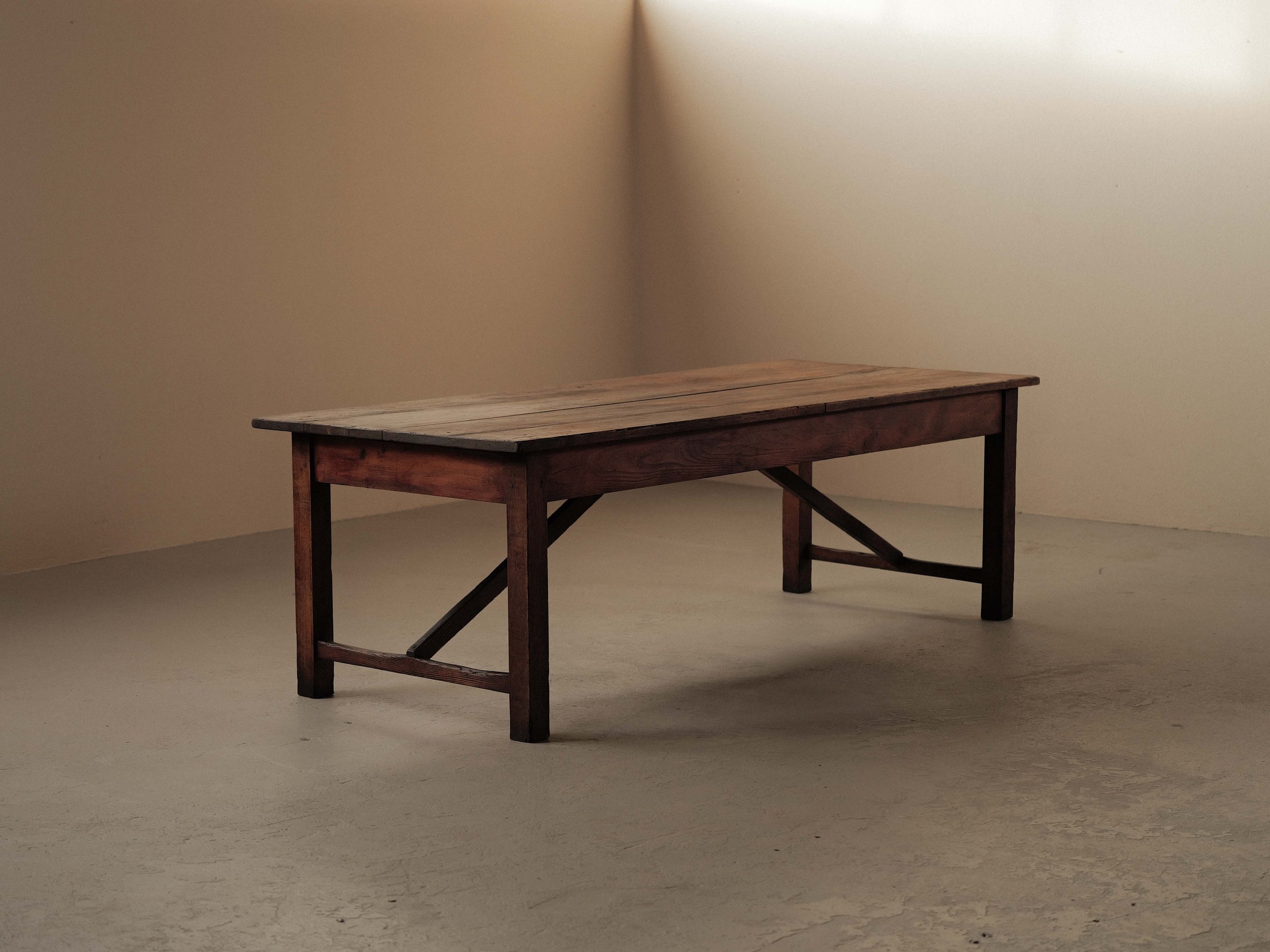 20251126T1-table de ferme-bois-massif-auvergne-vers-1900-14.jpg