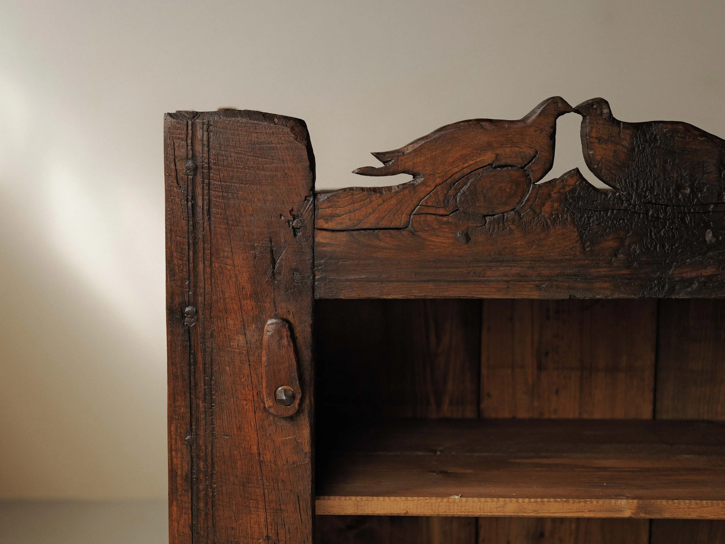 20260402M2-meuble-en-chataignier-massif-art-populaire-restaurée-ardeche-6.jpg