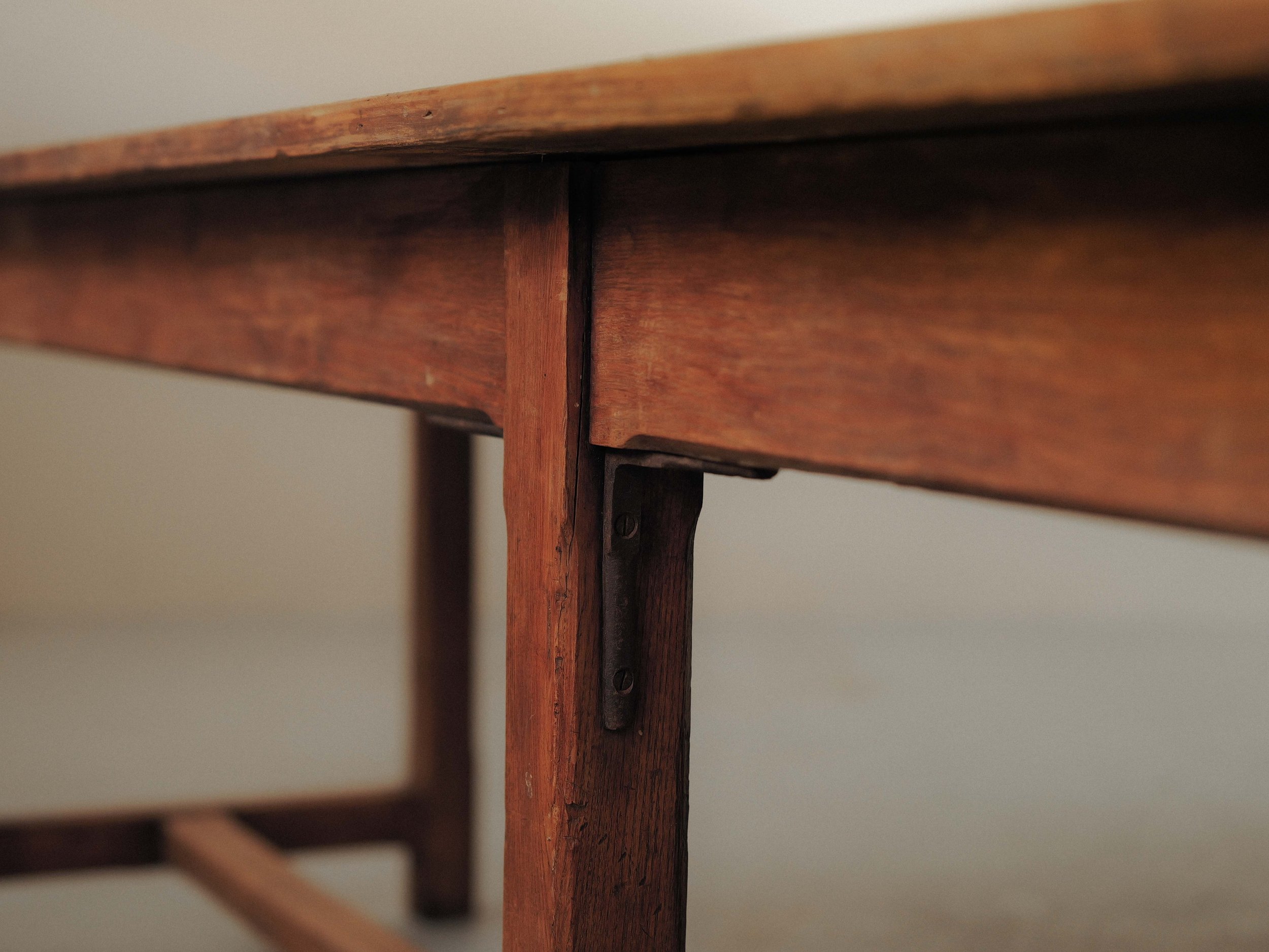 20260129T-grande-table-de-ferme-pin-et-chene-massif-vers-1900-7.jpg
