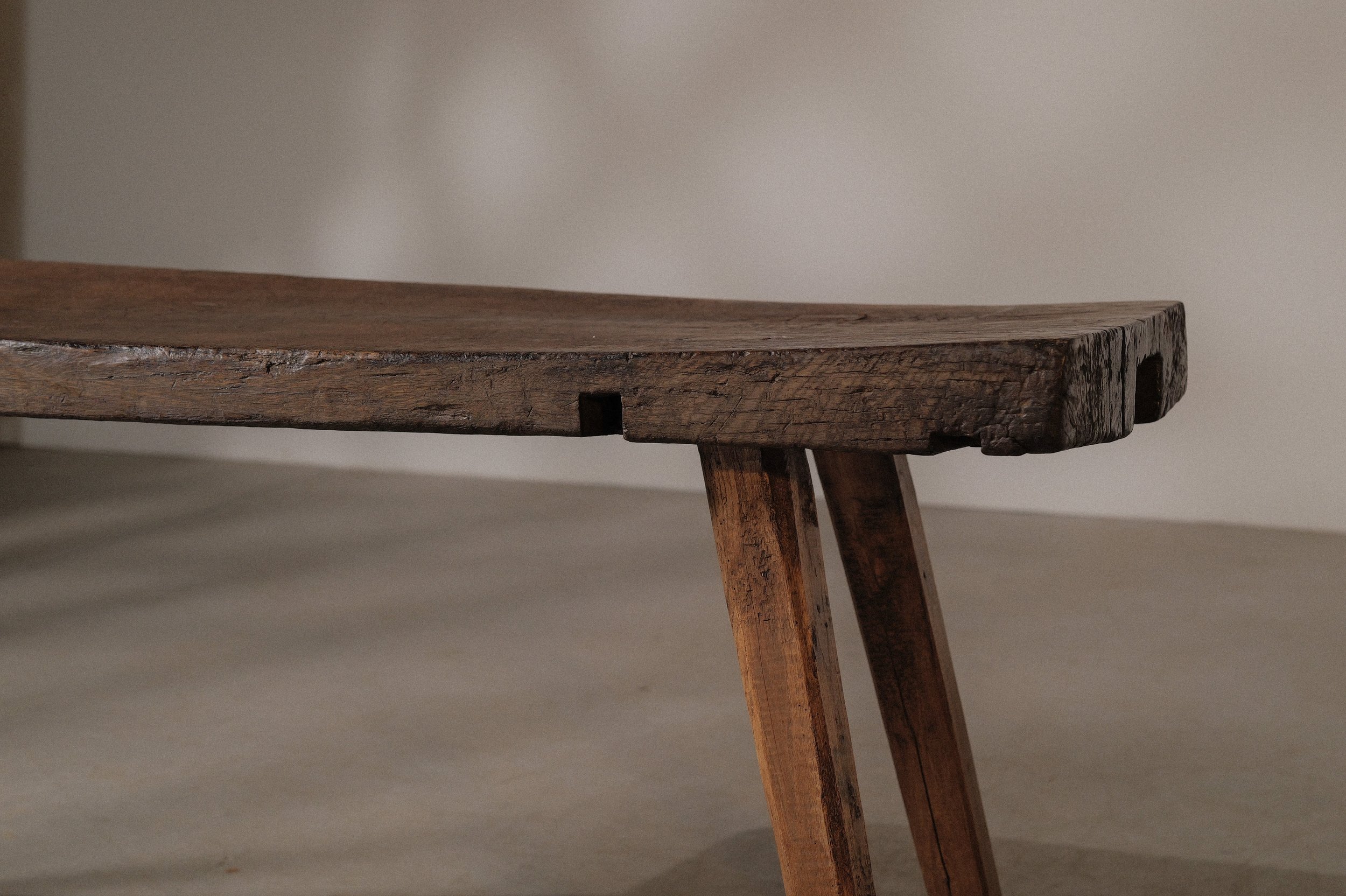20241119T-TABLE-ALPAGE-ART-POPULAIRE-1900-VALLEE-D-AOSTE-8.jpg