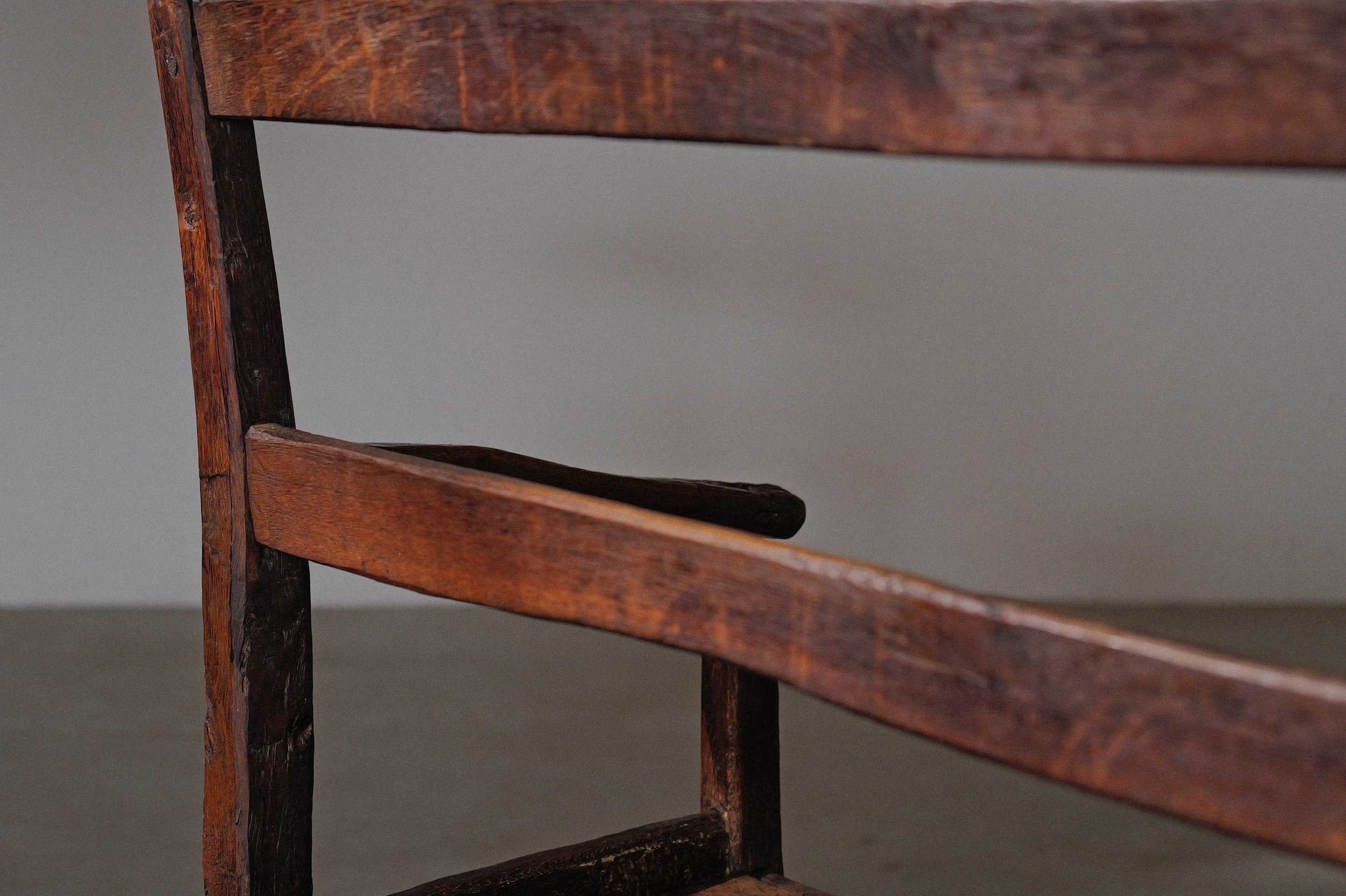 20250408A2-BANC-ART-POPULAIRE-BOIS-MASSIF-19EME-SIECLE-ariege-7.jpg