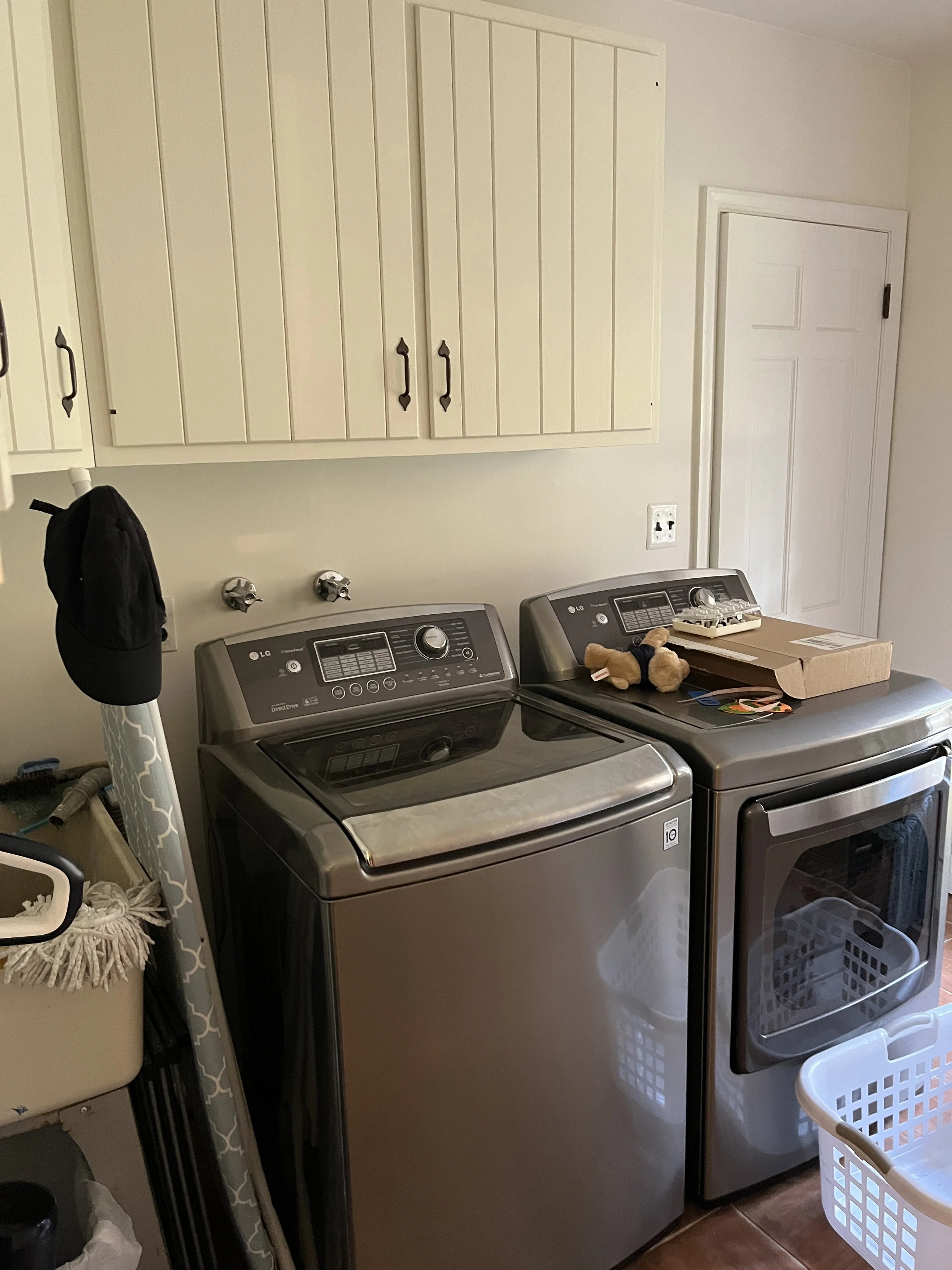 Wayne Kitchen, Pantry, Laundry, Mudroom, Powder Bathroom Renovation