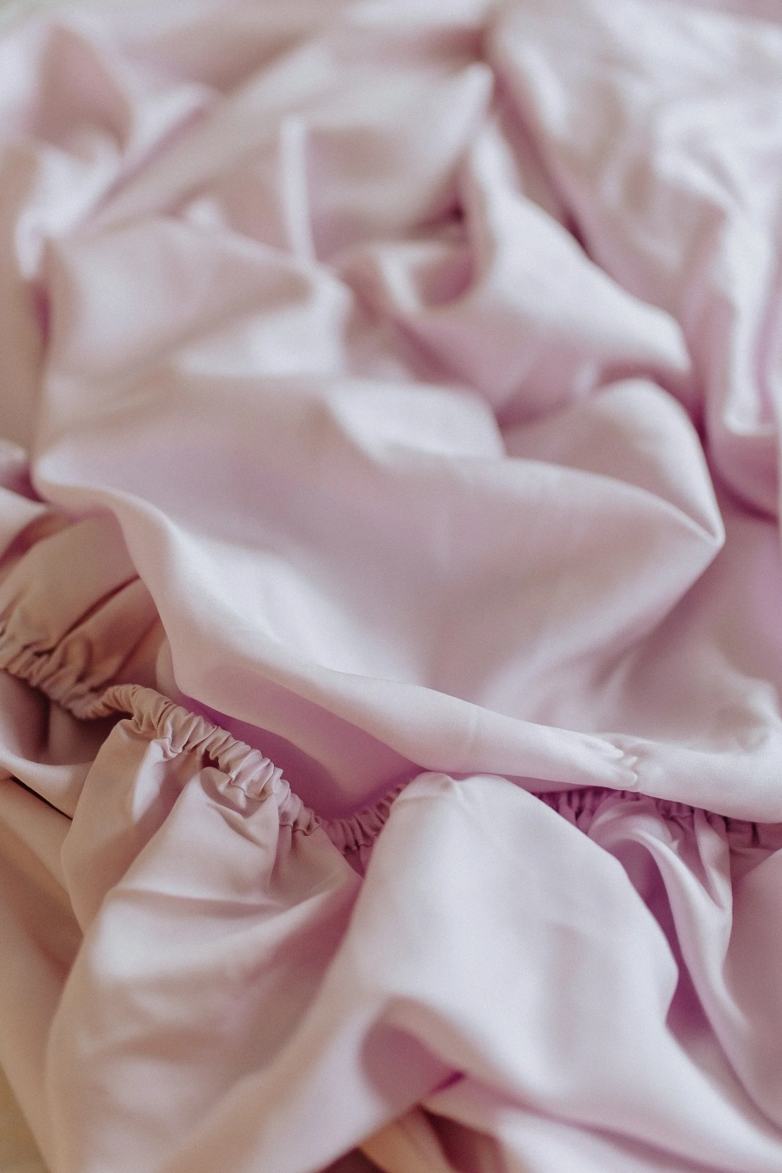 close-up photo of leisurely lilac tencel bedding