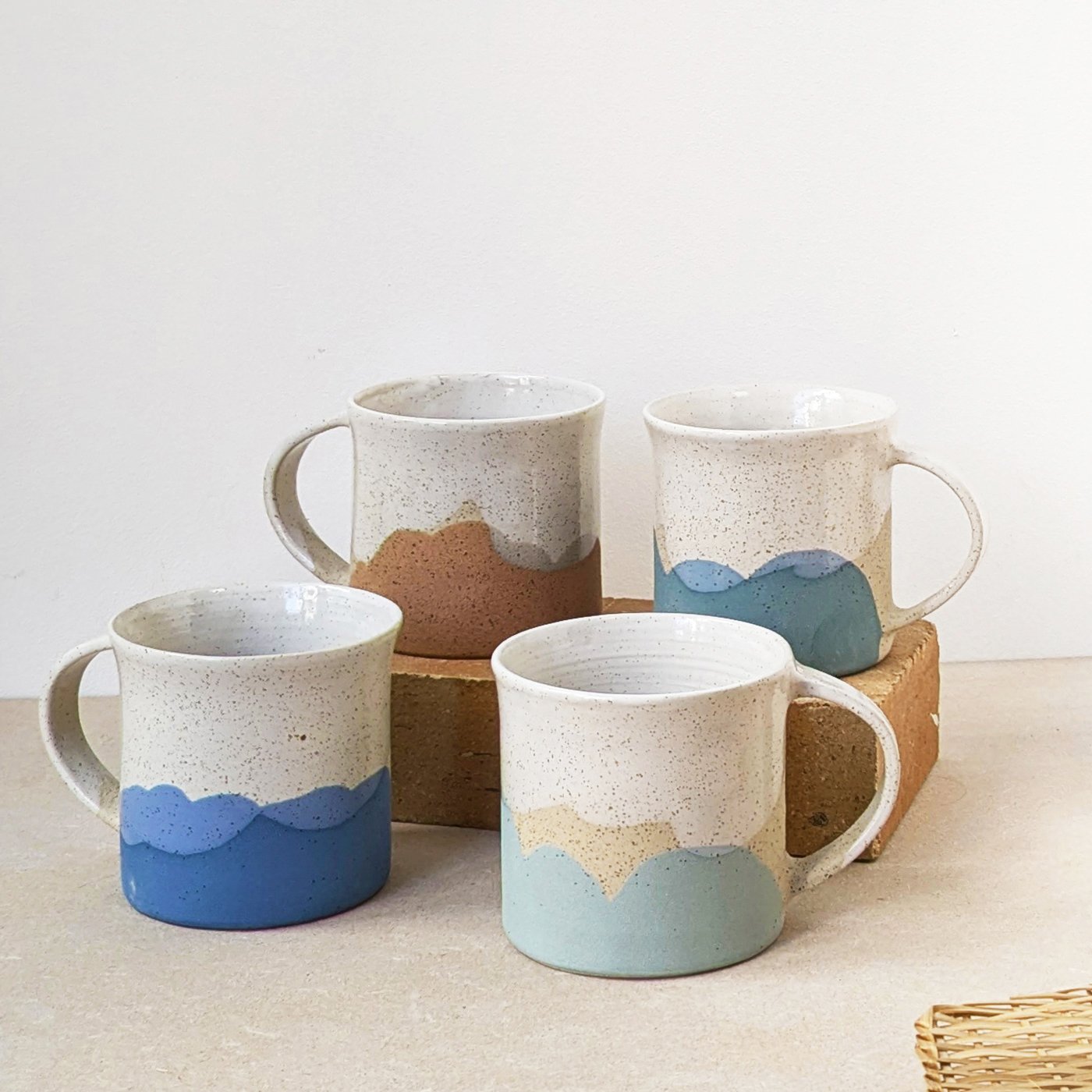 08-ToMo-mug-vagabond-2.jpg
