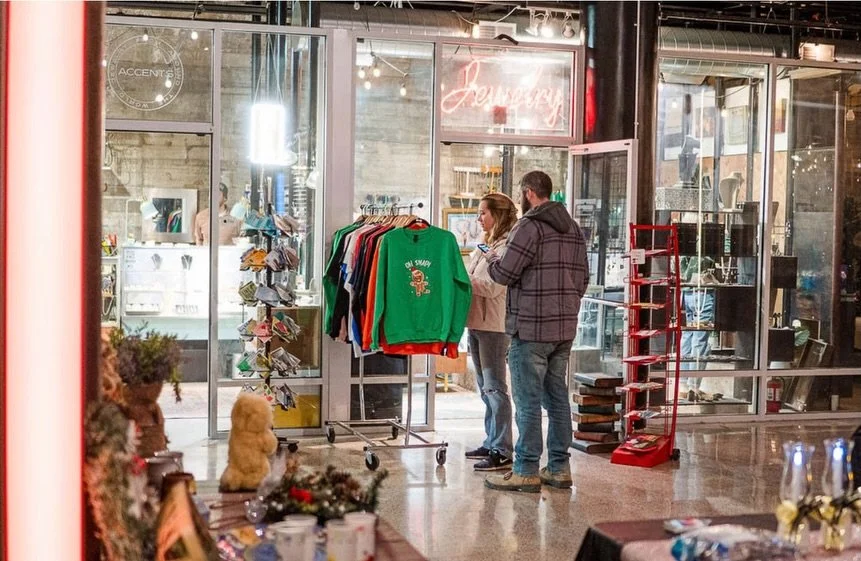 @1ofakindphotography  captured some moments from our last #craftedsyr  Crafted Underground of the year. 

Giving the opportunity for local handmade vendors to join us on the weekends leading up to the holidays each year is a rewarding experience. Her