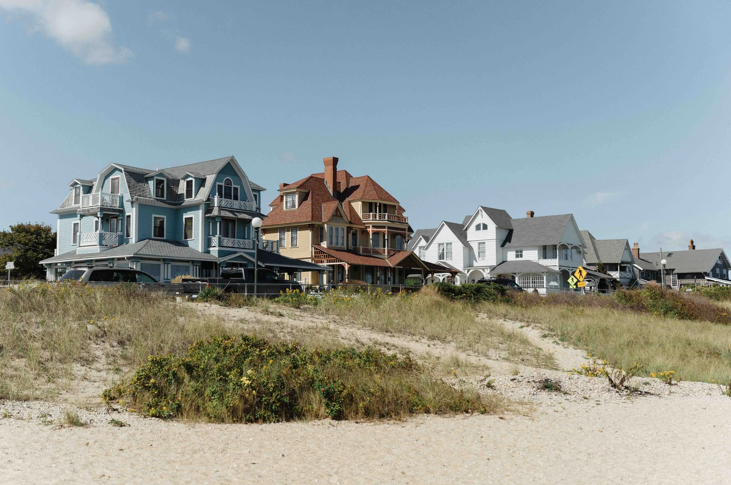 Classic Martha’s Vineyard Coastal Cottages by the Beach