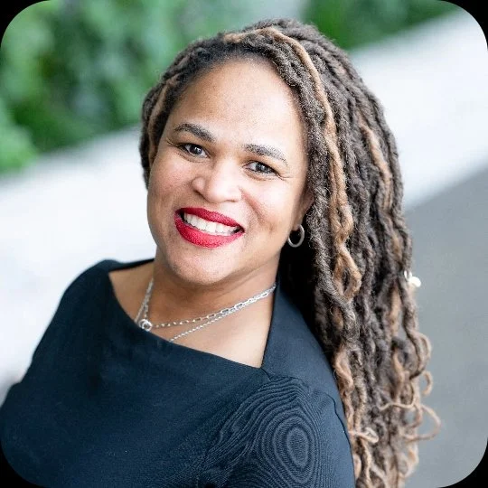 Sharisse Cali Peri - Wedding Planner Martah's Vineyard
