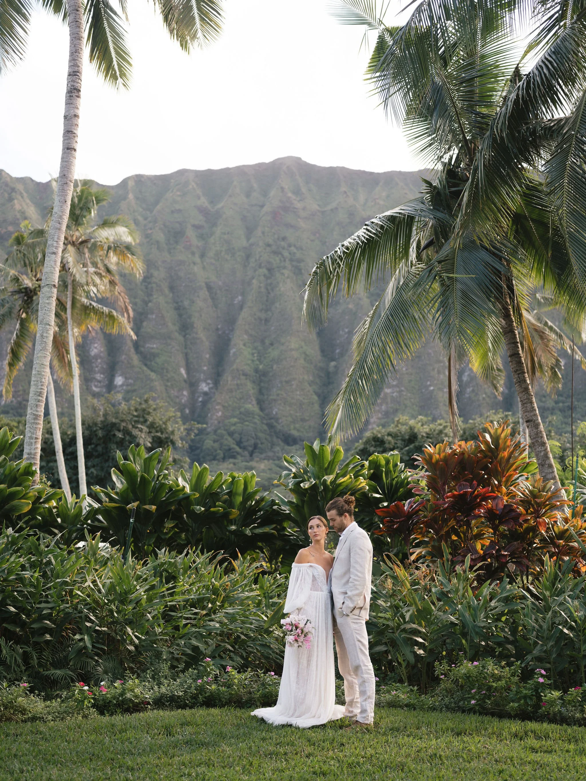 EclecticEleganceLLC_Hawaii-wedding-3.jpg