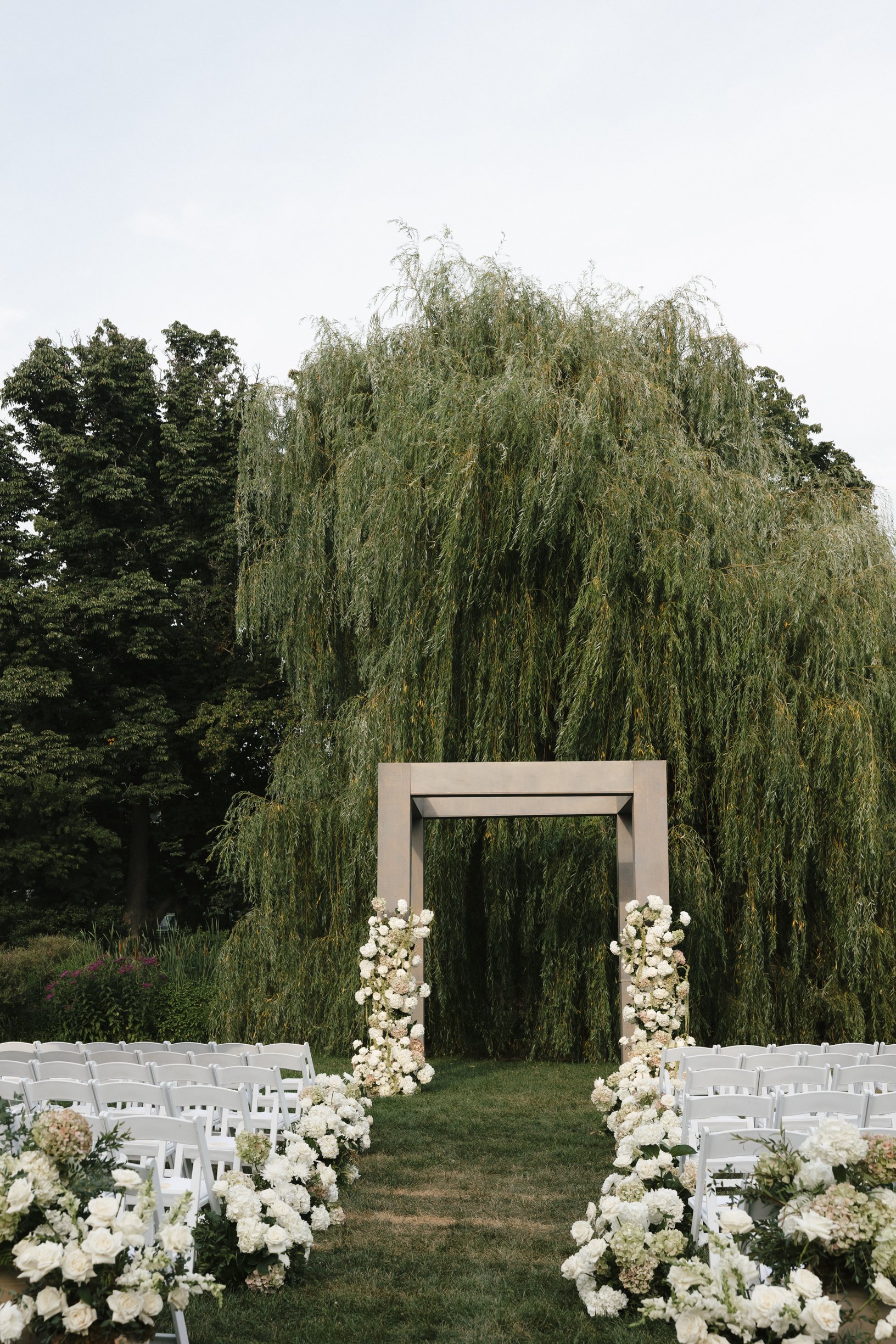 EclecticEleganceLLC-Brooklyn-Botanic-Garden-Wedding-10.jpg