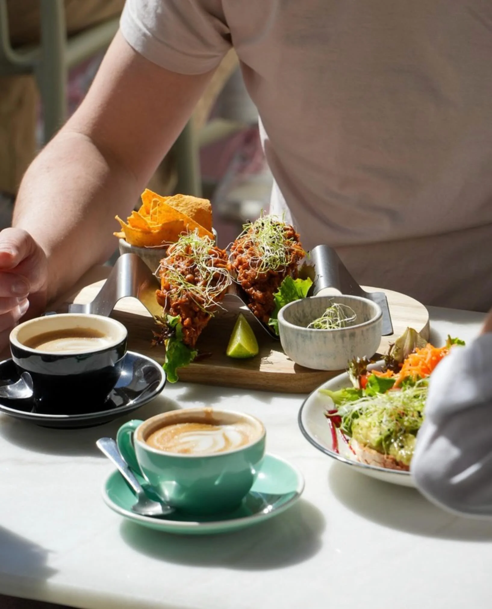 🇵🇹 Quando o brunch &eacute; vegan e cheio de sabor 🌮🥑✨
⠀⠀⠀⠀⠀⠀⠀⠀⠀⠀
🇬🇧 When brunch is vegan and full of flavor 🌮🥑✨
⠀⠀⠀⠀⠀⠀⠀⠀⠀⠀
.
.
.
⠀⠀⠀⠀⠀⠀⠀⠀⠀⠀
📍 Morada:
Endere&ccedil;o: R. Latino Coelho 42, 8200-123 Albufeira
⠀⠀⠀⠀⠀⠀⠀⠀⠀⠀
Gest&atilde;o de redes