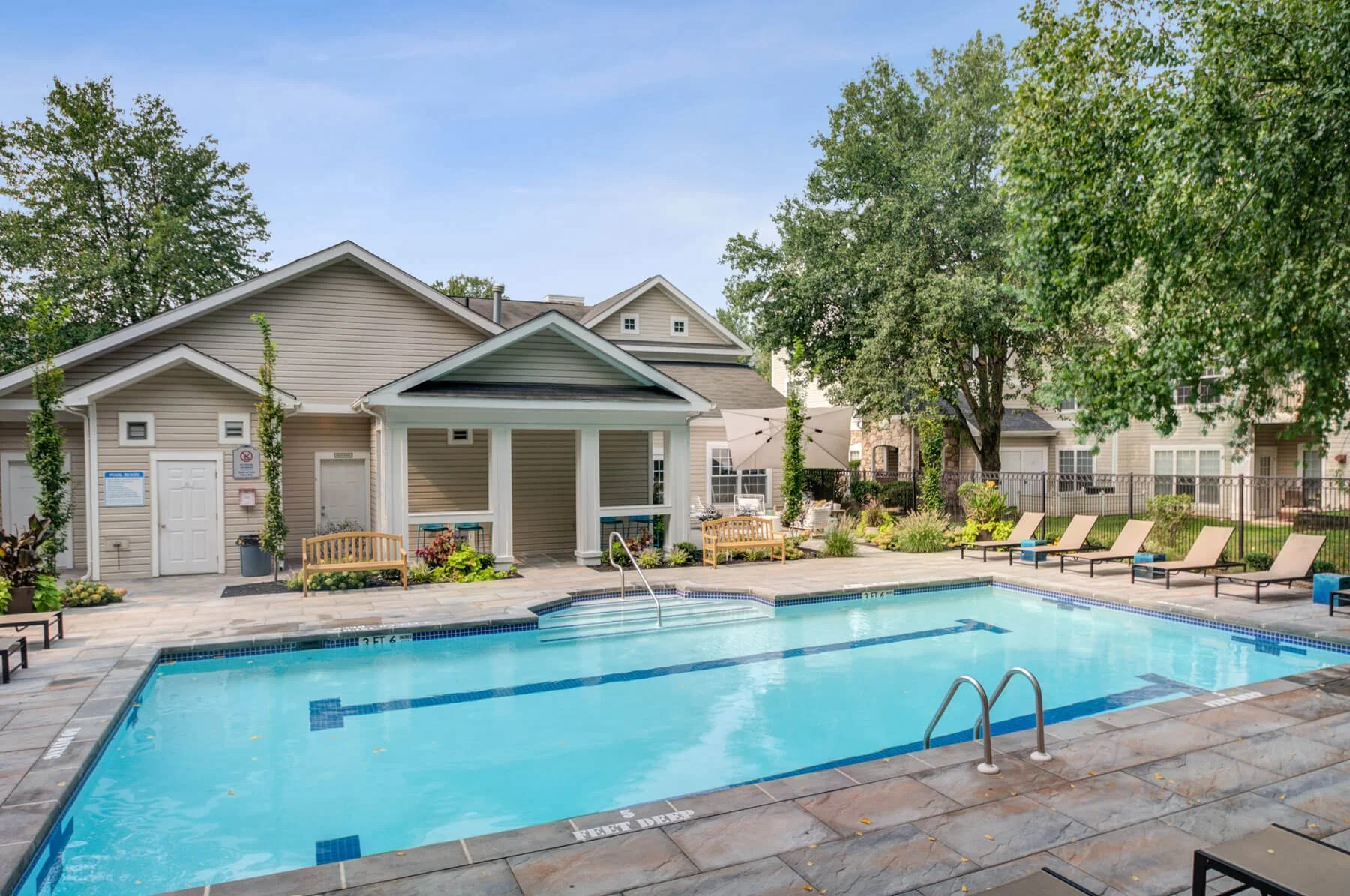 Photo Gallery West Chester Apartments — Spring House at Brandywine