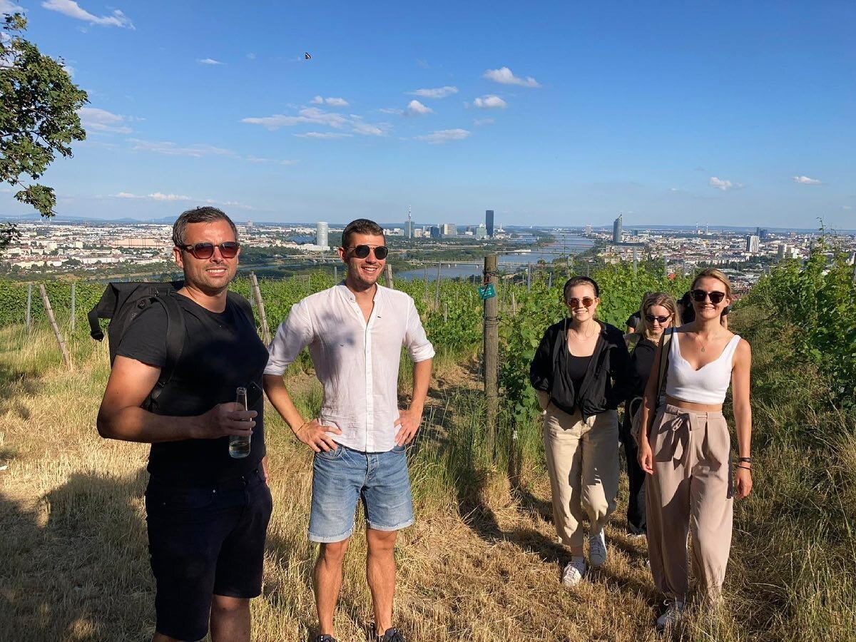 Weinwandern mit Betonung auf Wein 🍇