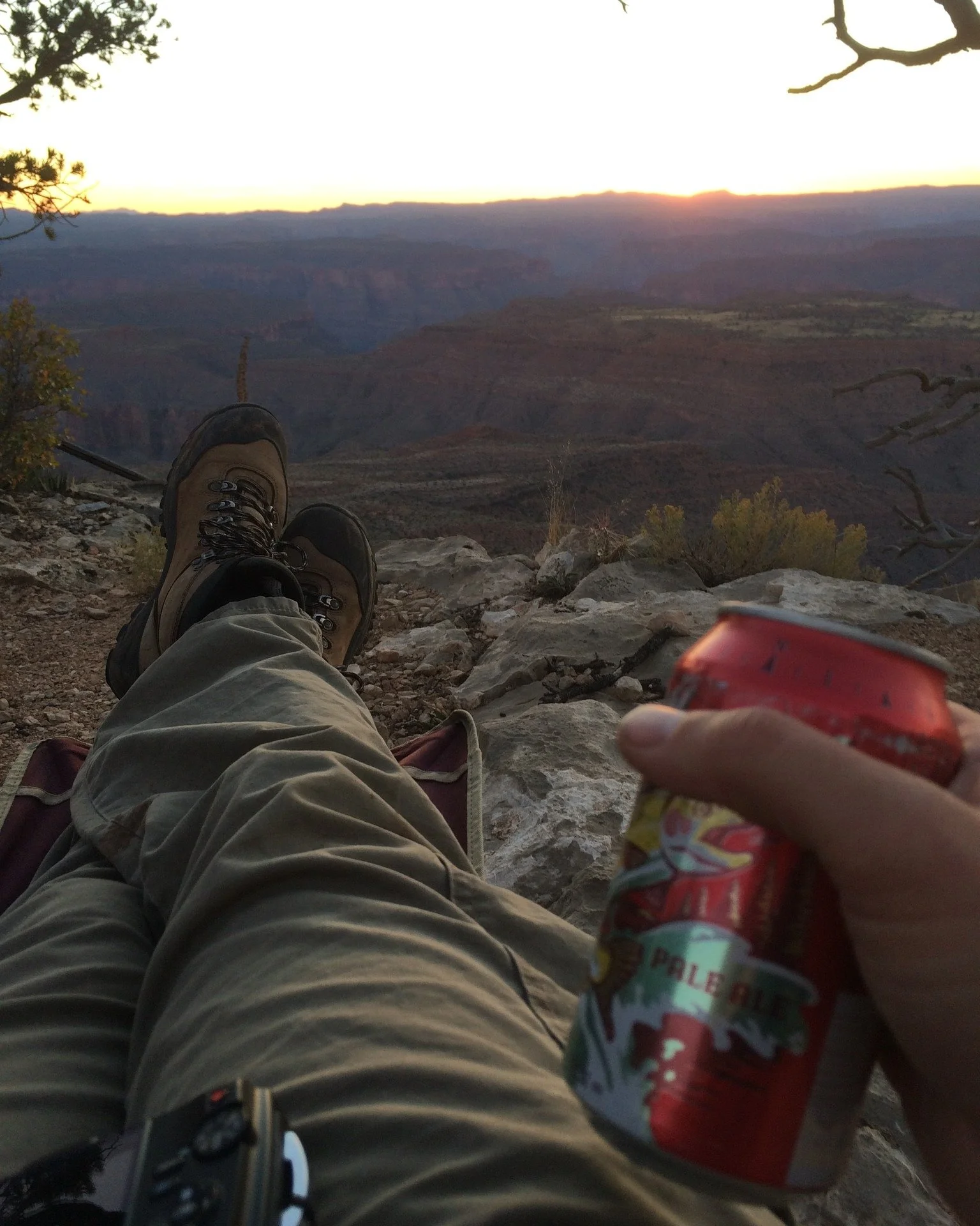 Happy Cinco de Mayo everyone! 
Hope everyone's enjoying an epic view and a cool cerveza tonight!
.
.
.
#overland #overlanding #overlander #overlandbound
#OverlandPark #overlandkitted #overlandlife
#overlandjournal #overlandtrack #overlanders
#overlan
