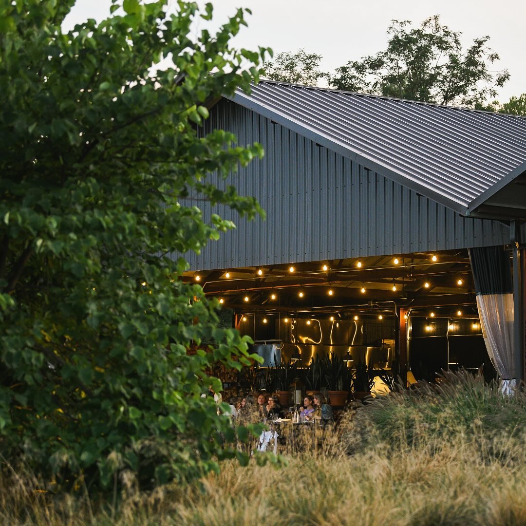 Next weekend, all roads lead to the River Pavilion. May 10th kicks off a new season enjoying the outdoors &mdash; featuring live music, local eats made fresh from our wood-fired oven, and stunning views of the Hudson River.

Swipe for the full rundow