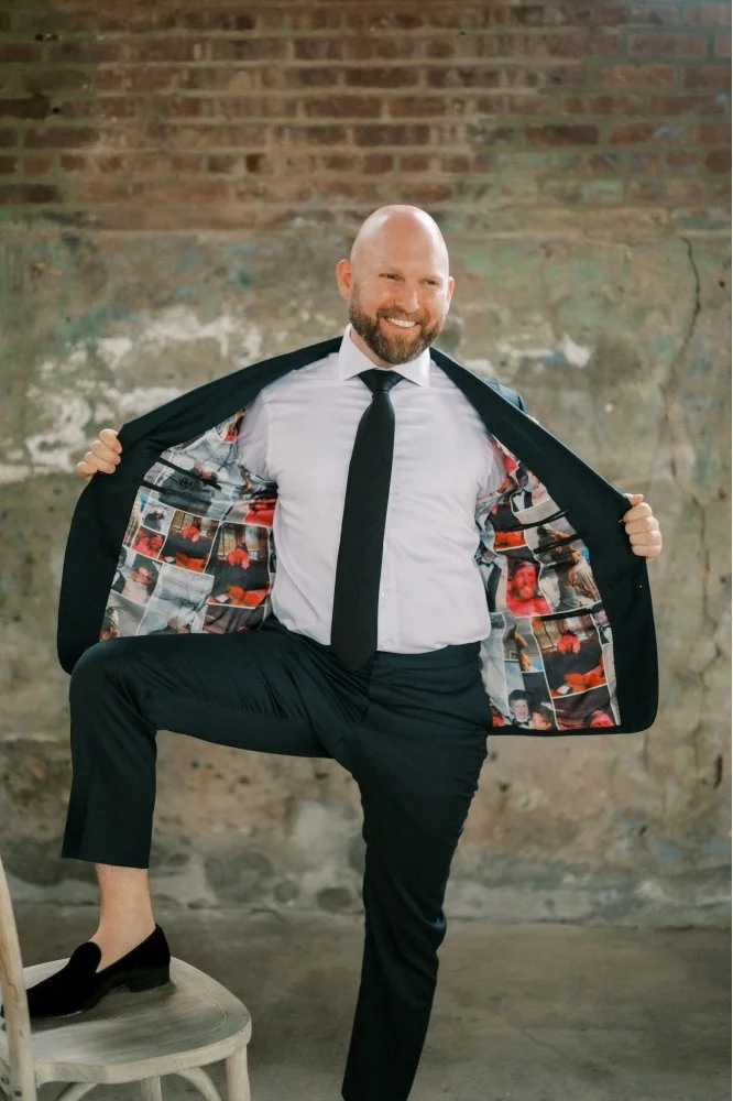 Amanda_26Jared_0396-2-Inside the Jacket-.jpg